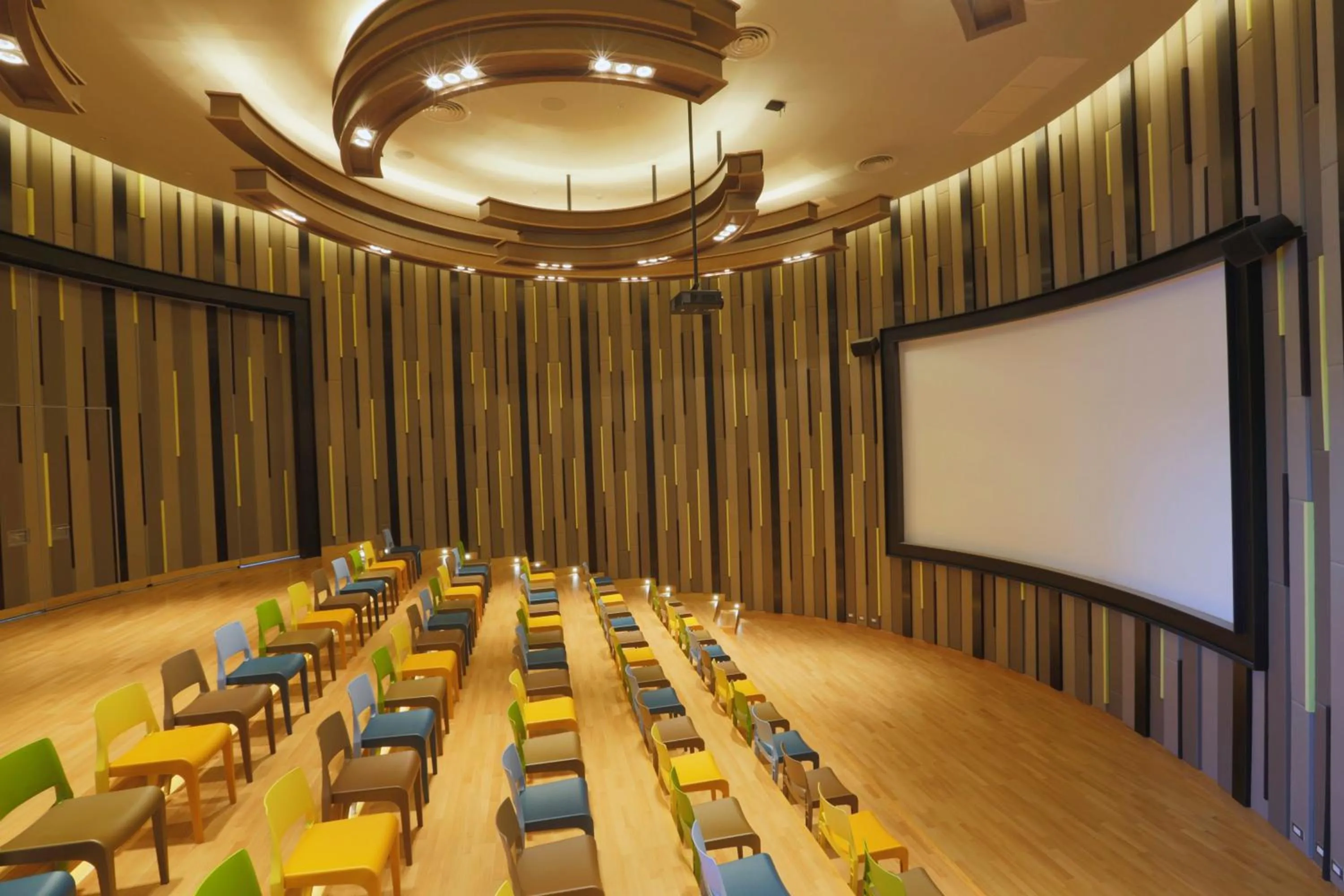 Meeting/conference room in Holiday Inn Pattaya by IHG