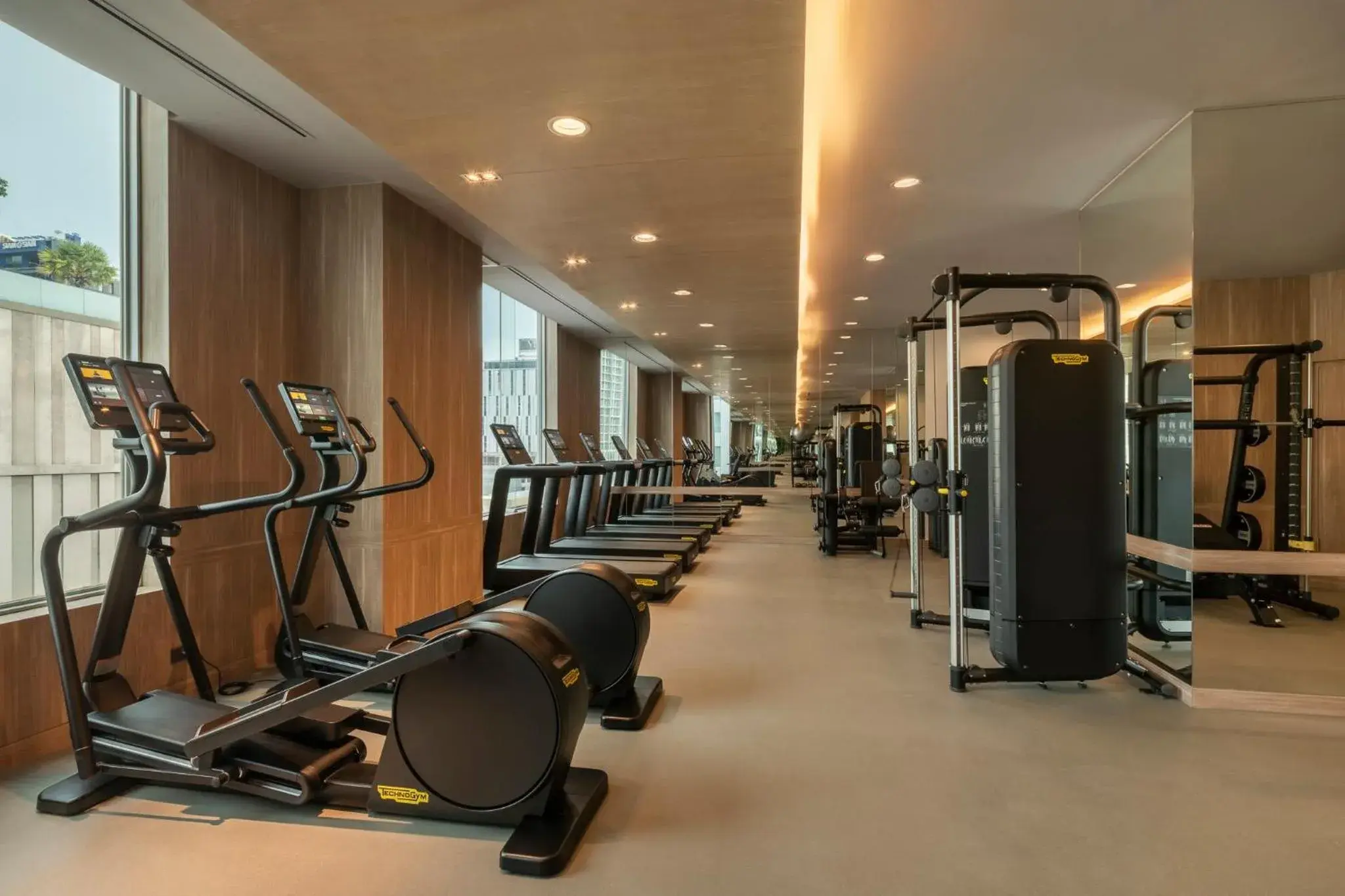 Fitness centre/facilities in Holiday Inn Pattaya by IHG Fitness centre/facilities in Holiday Inn Pattaya by IHG