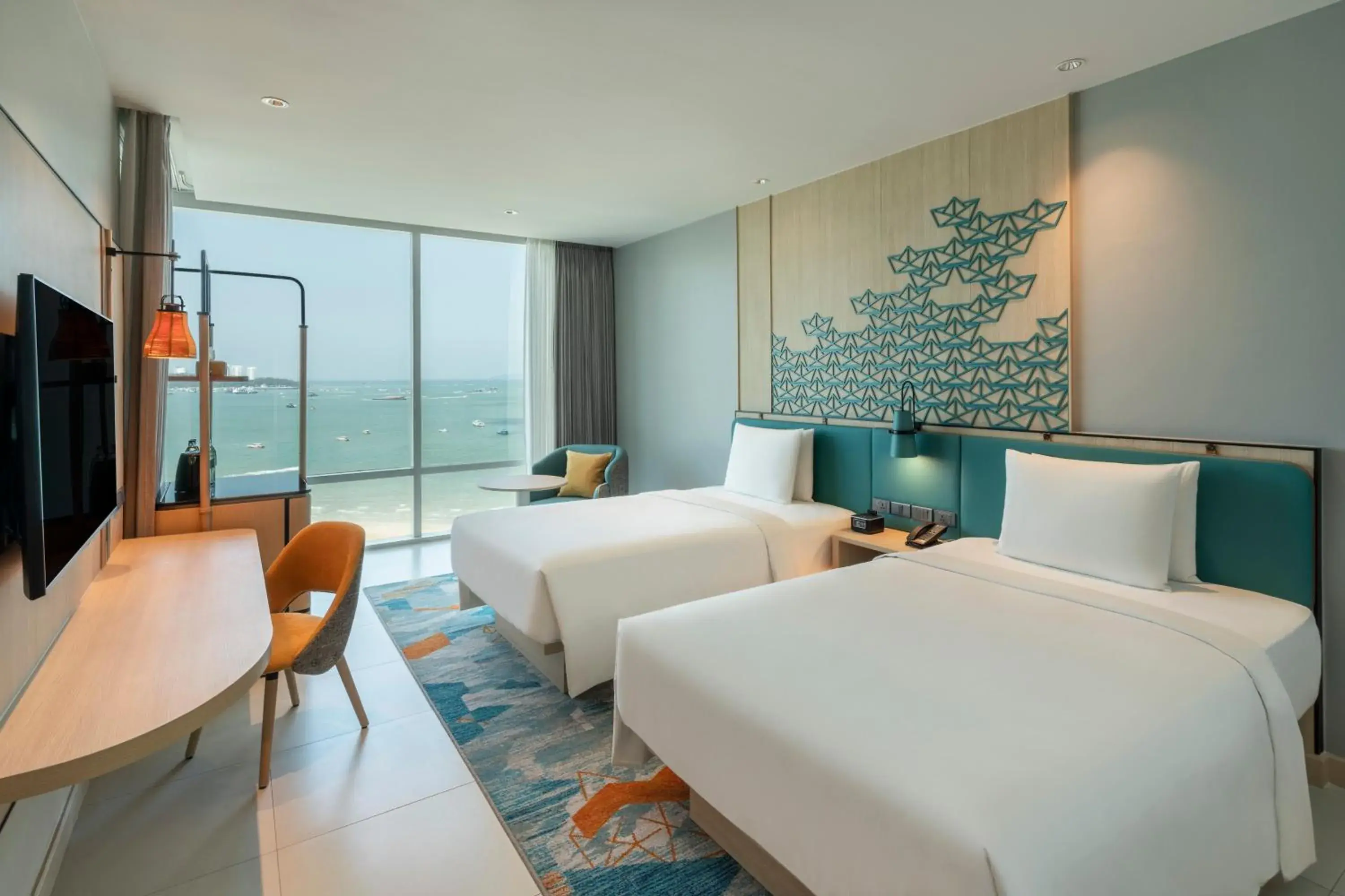 Bedroom, Bed in Holiday Inn Pattaya by IHG Bedroom, Bed in Holiday Inn Pattaya by IHG