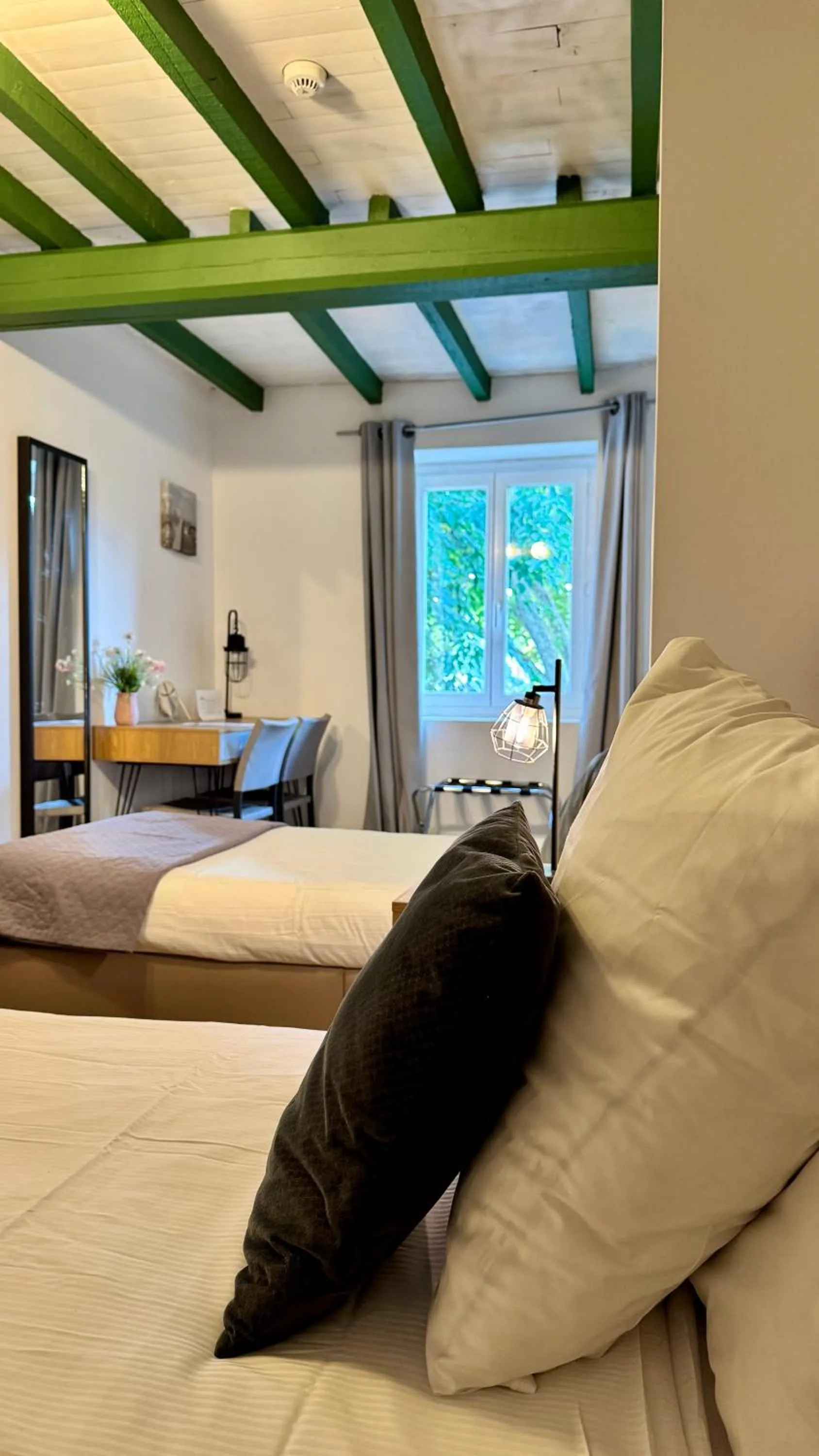 Bed in Hotel Le Galambre