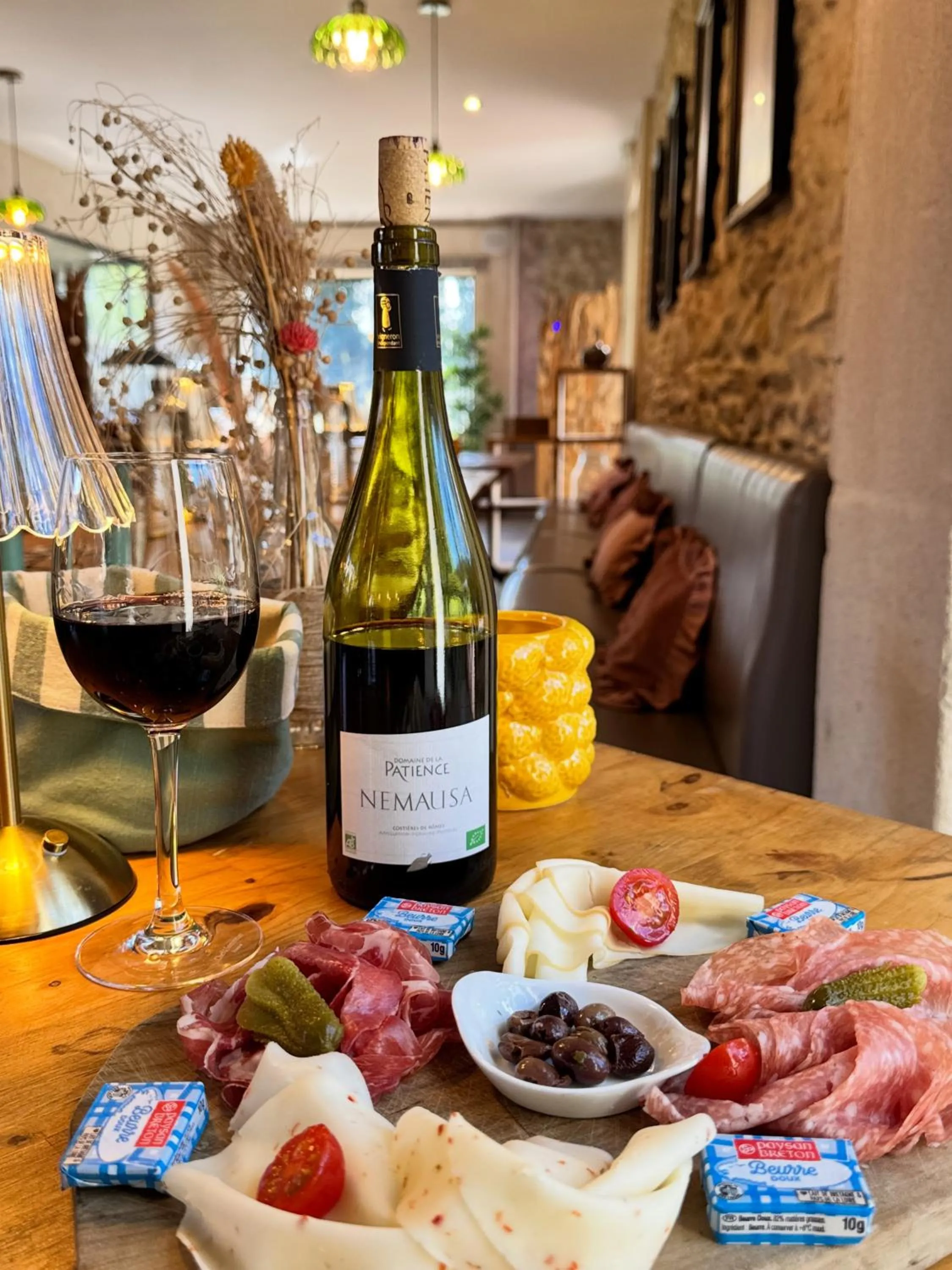 Restaurant/places to eat in Hotel Le Galambre