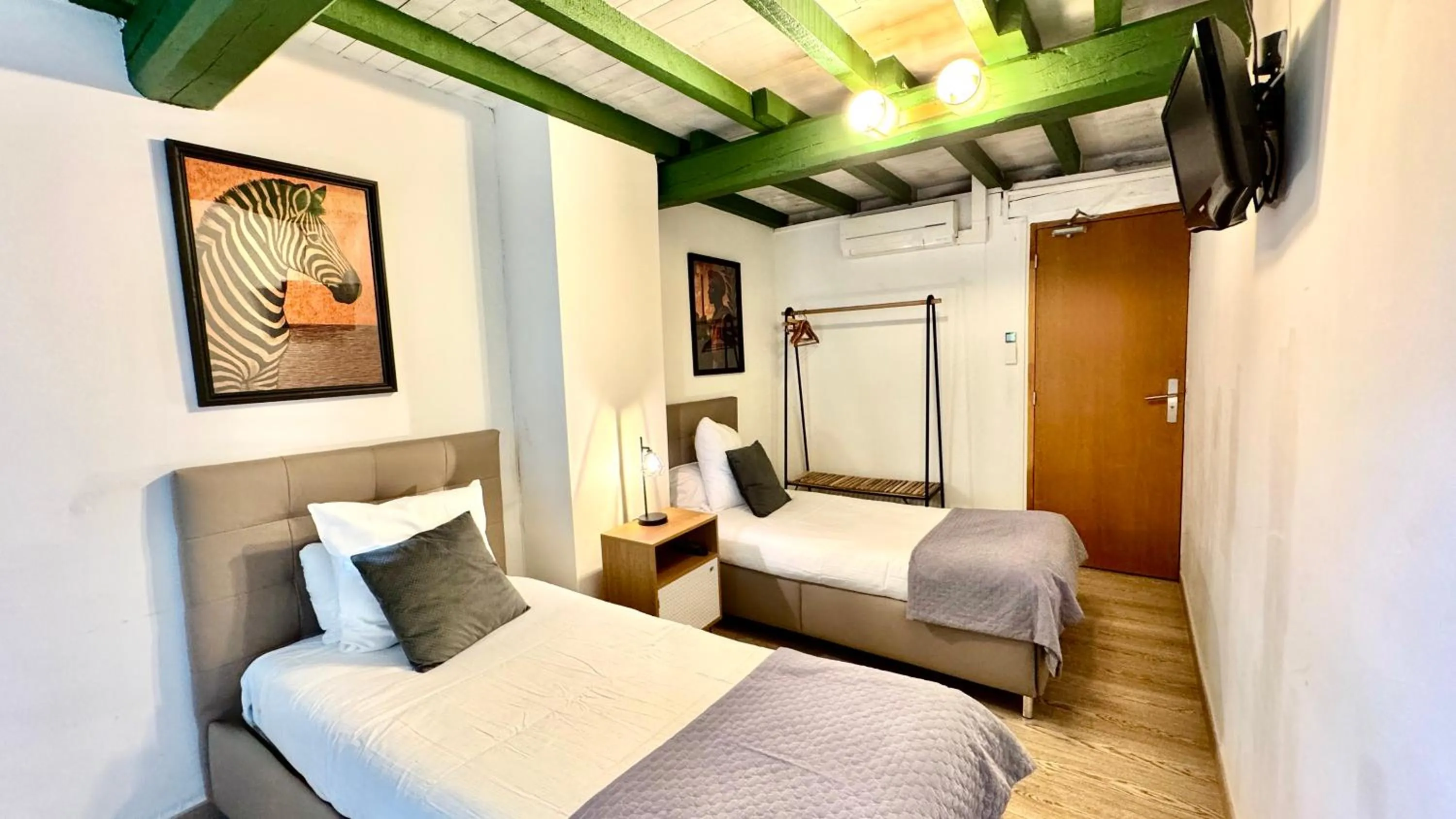 Bed in Hotel Le Galambre