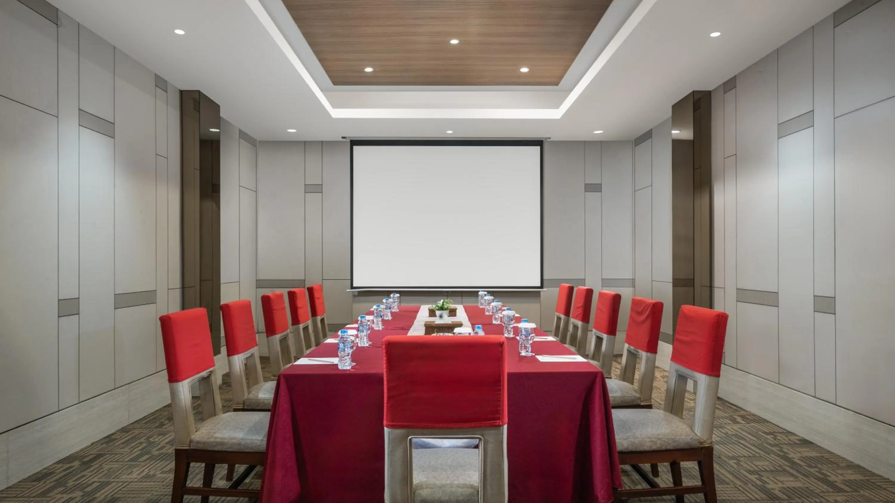Meeting/conference room in Swiss-Belhotel Manokwari