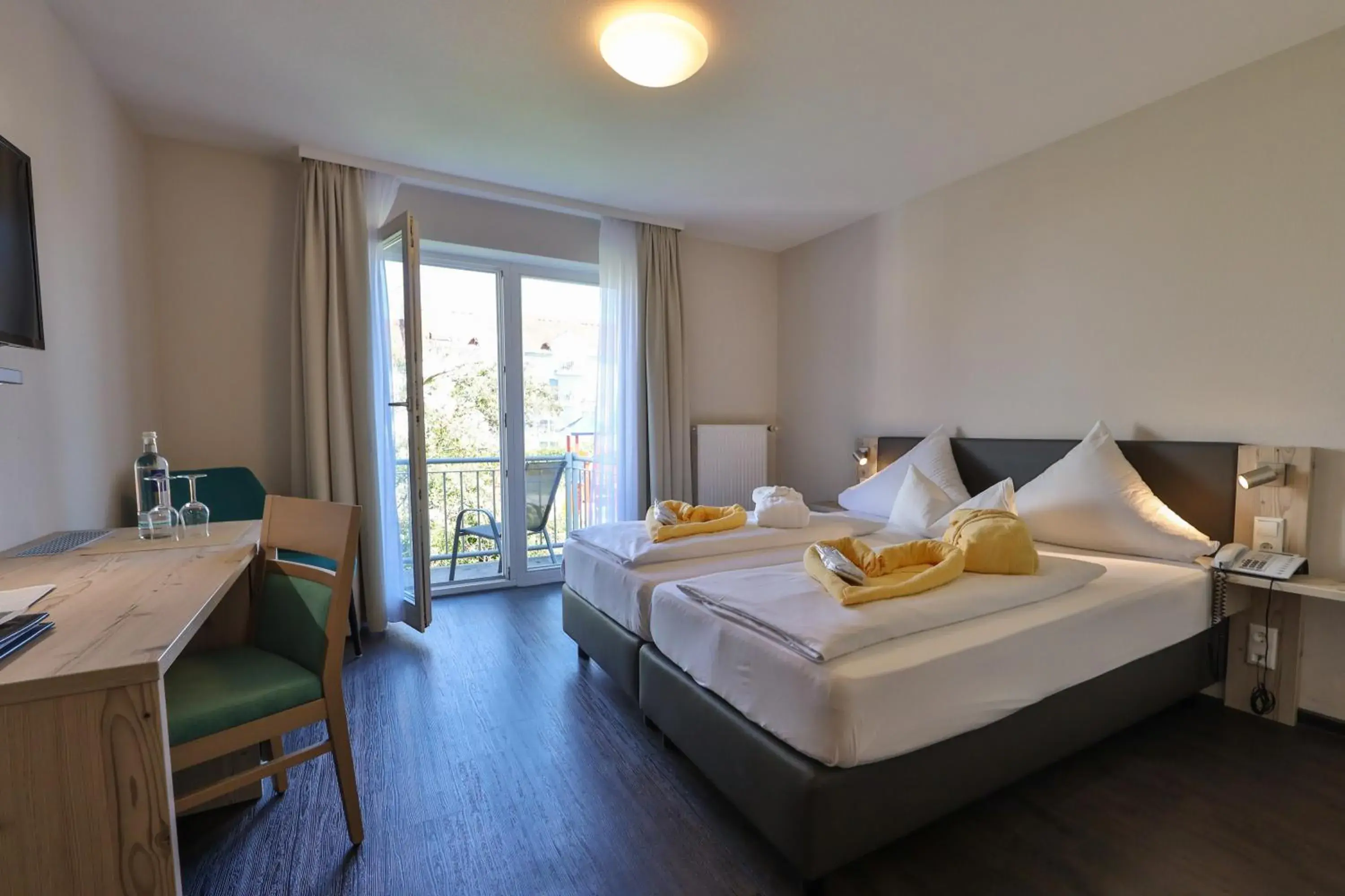 Standard Double Room - single occupancy in Sonnenhotel Bayerischer Hof - All Inklusive - 9 November bis 22 Dezember Kinder bis 6 Jahre gratis Standard Double Room - single occupancy in Sonnenhotel Bayerischer Hof - All Inklusive - 9 November bis 22 Dezember Kinder bis 6 Jahre gratis