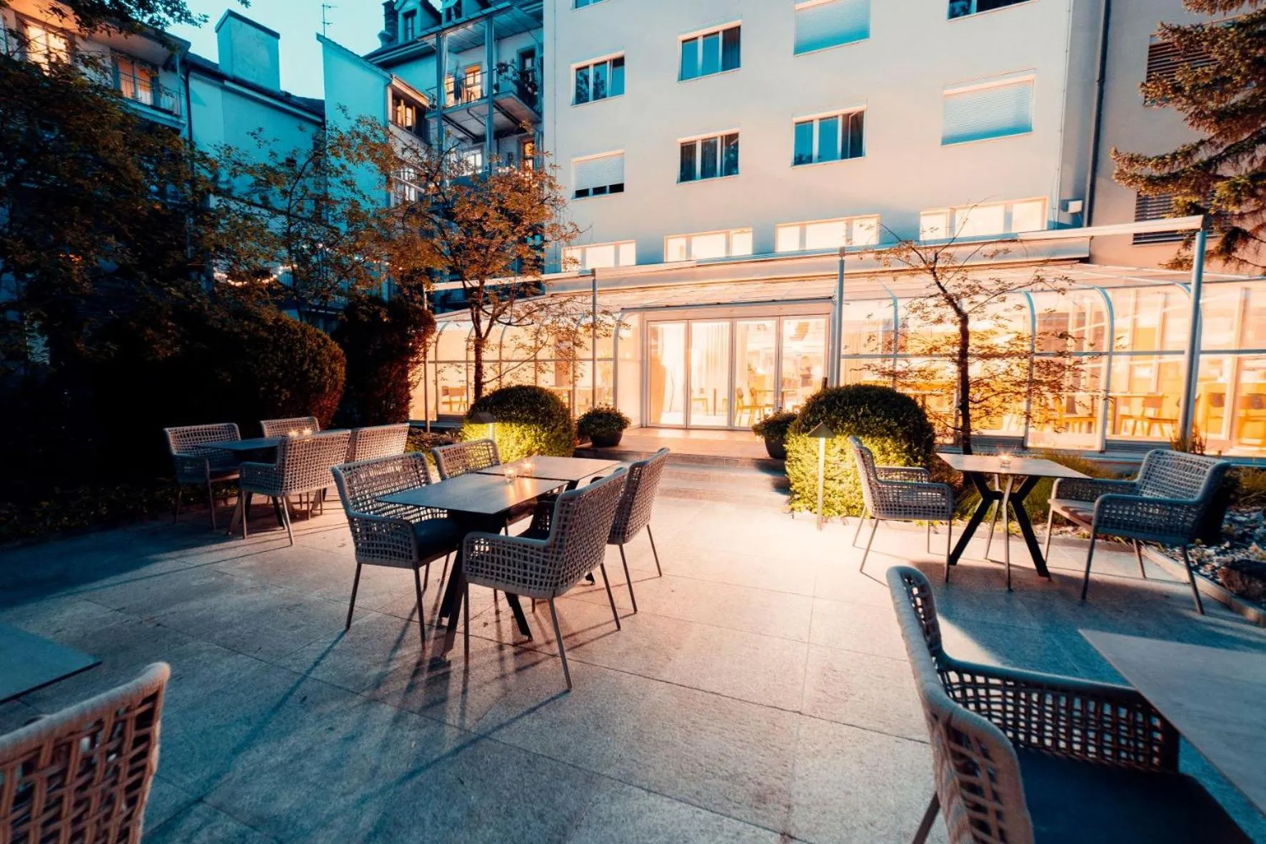 Patio in Hotel Wettstein