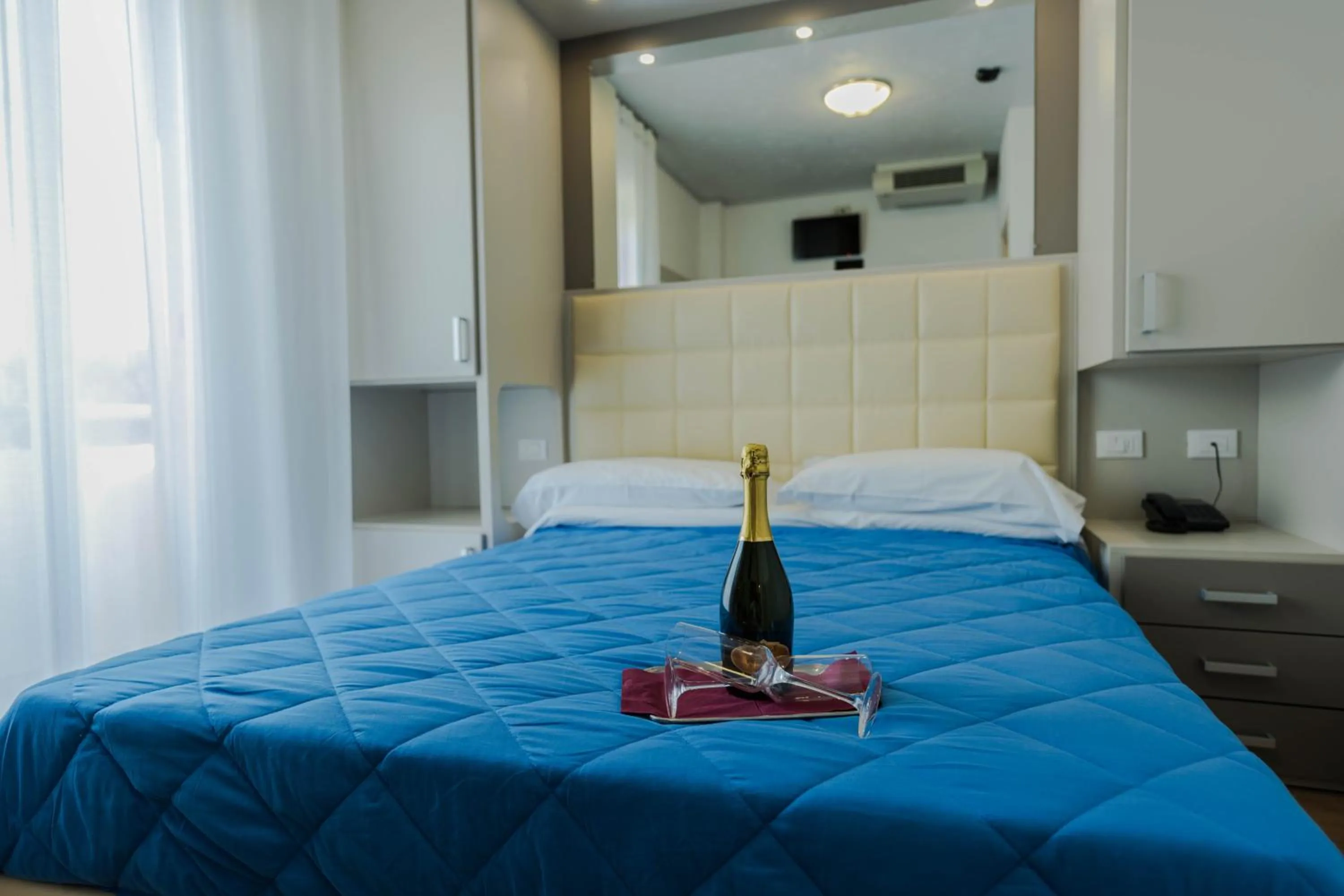 Photo of the whole room, Bed in Park Hotel Perù ***S