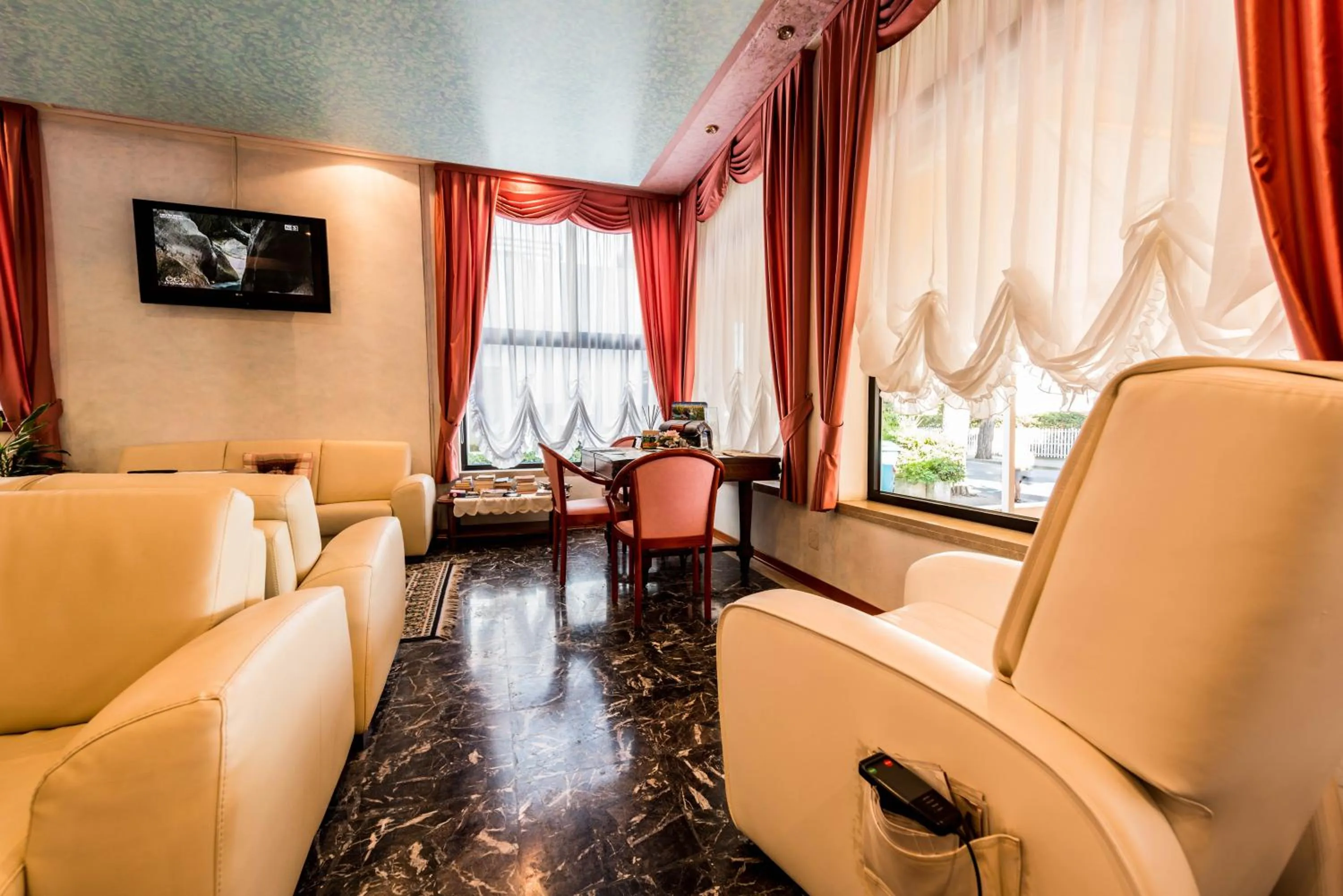 TV and multimedia in Park Hotel Perù ***S