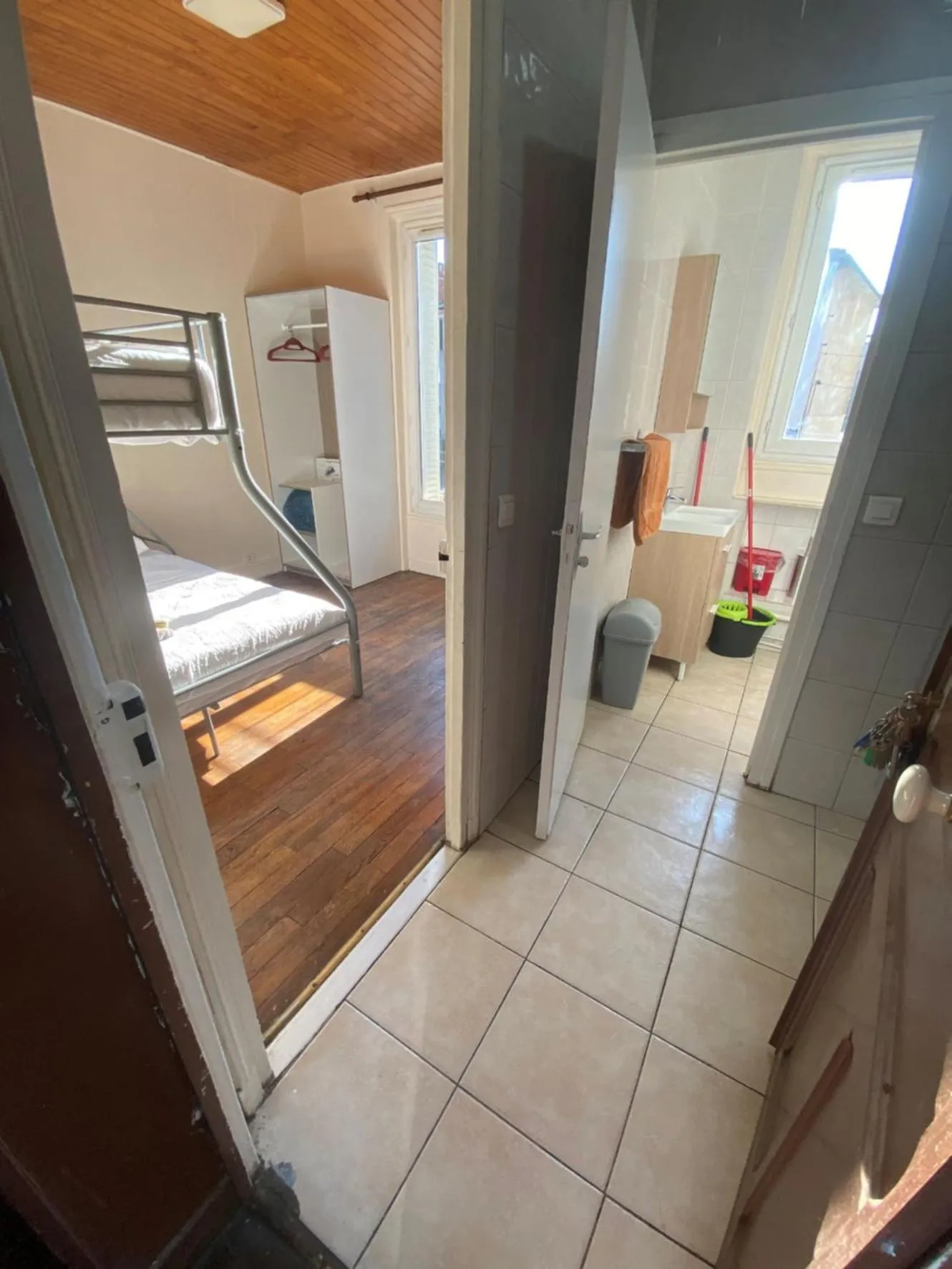 Bathroom, Bed in RENT APPART - Colombes