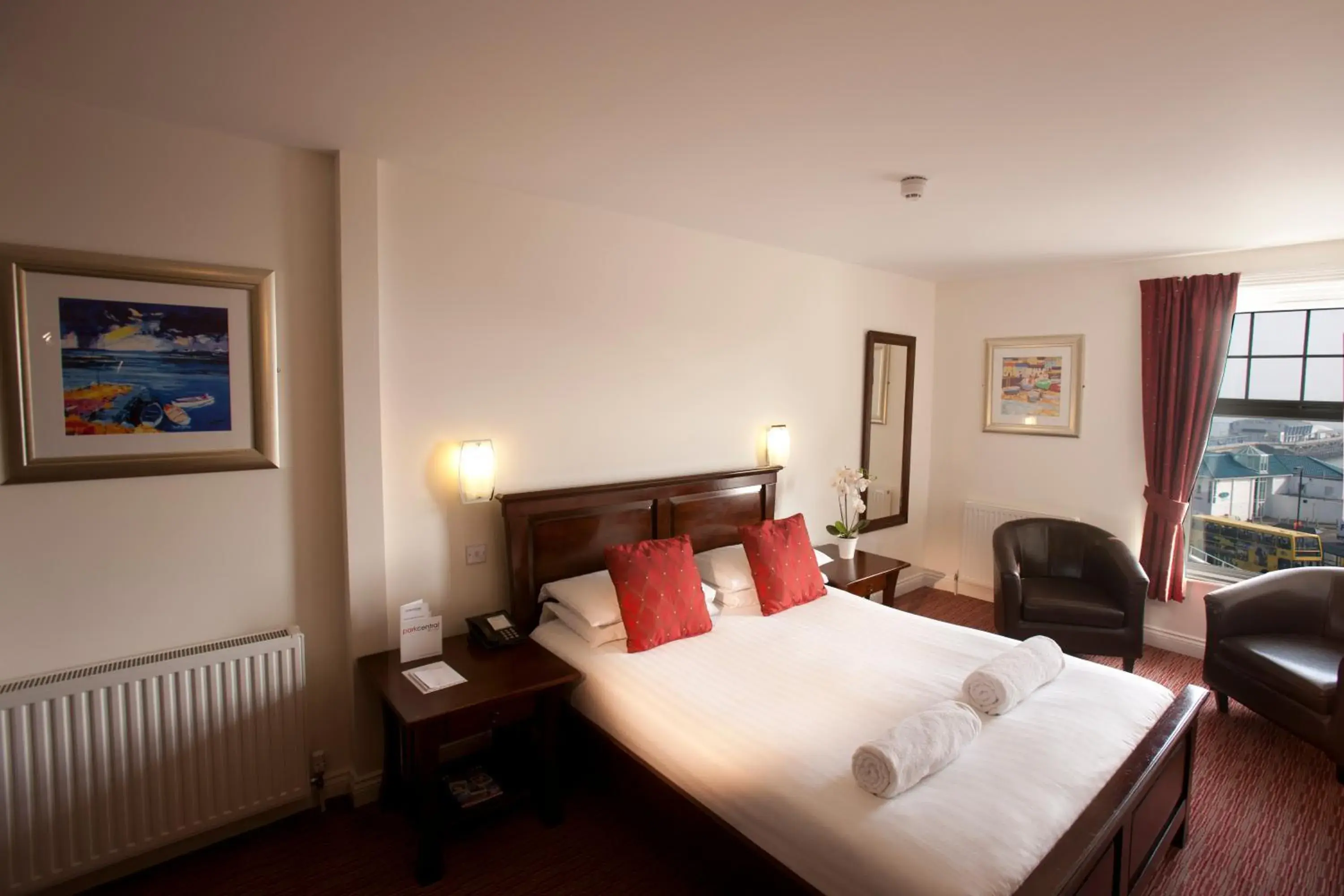 Photo of the whole room, Bed in Park Central Hotel Photo of the whole room, Bed in Park Central Hotel