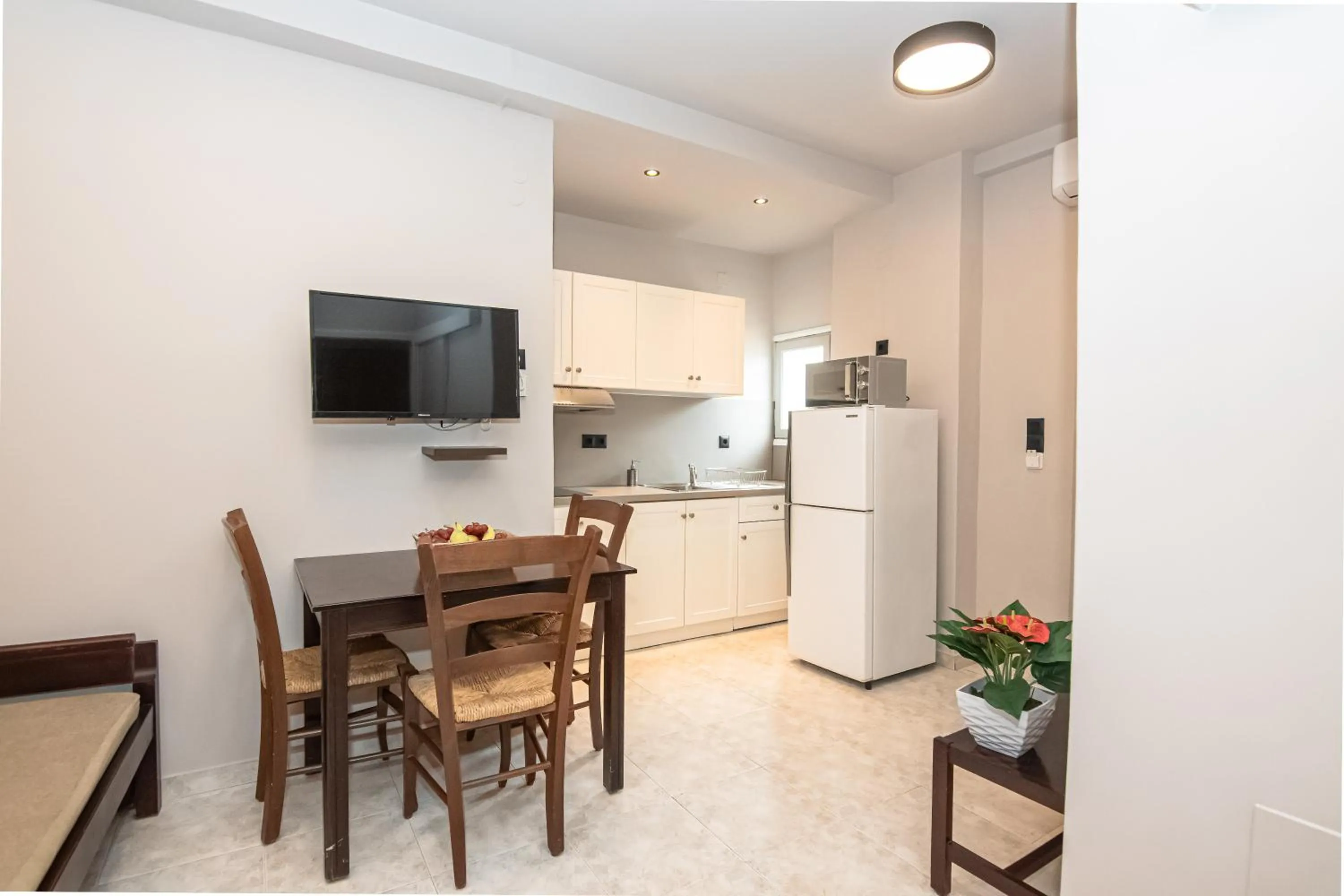 Talos Hotel Apartments