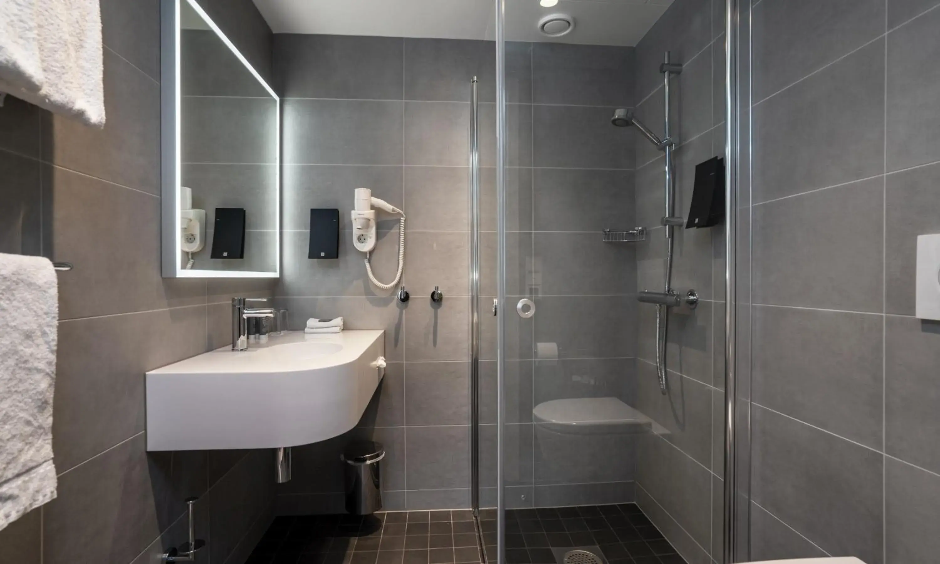 Bathroom in Thon Hotel Harstad Bathroom in Thon Hotel Harstad