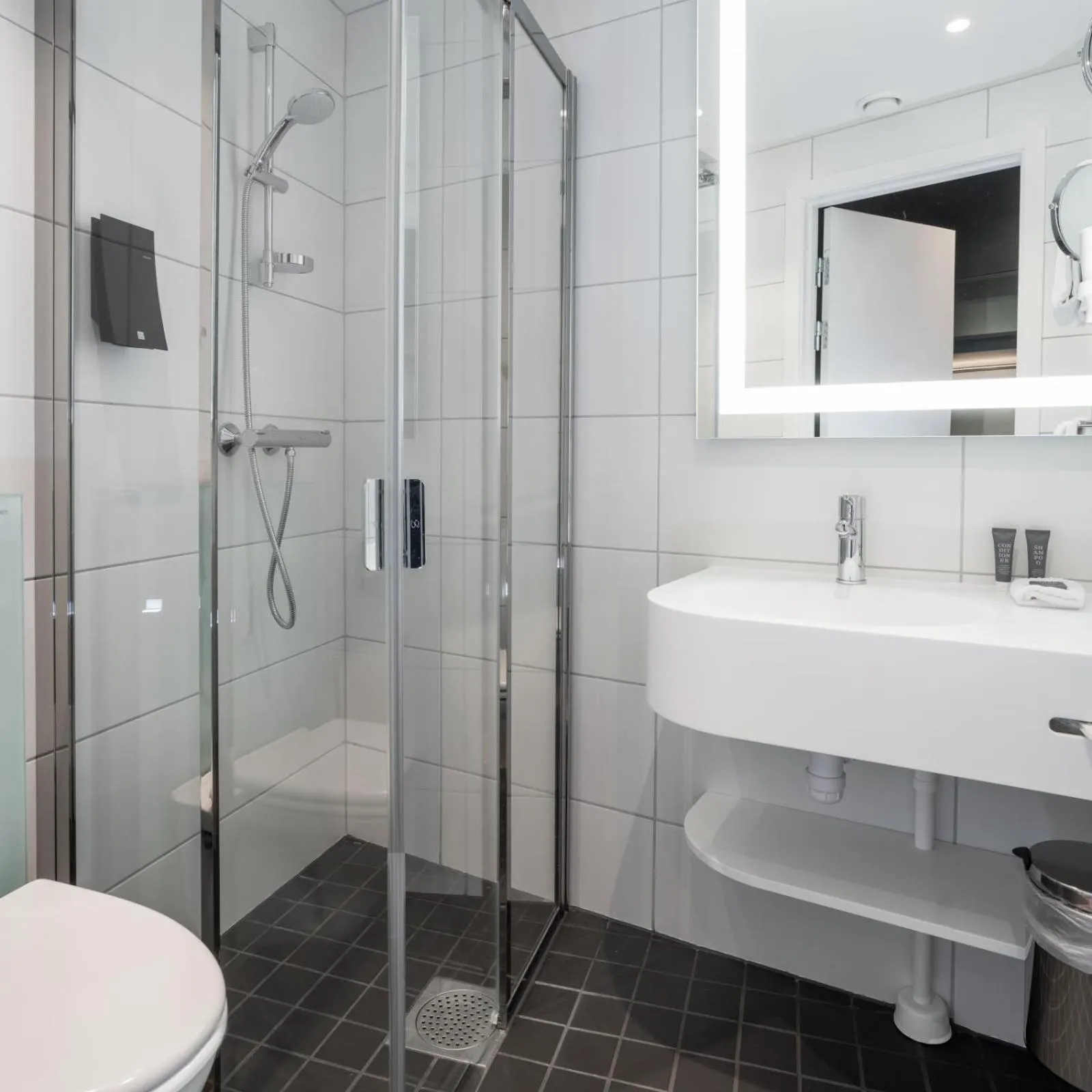 Bathroom in Thon Hotel Harstad