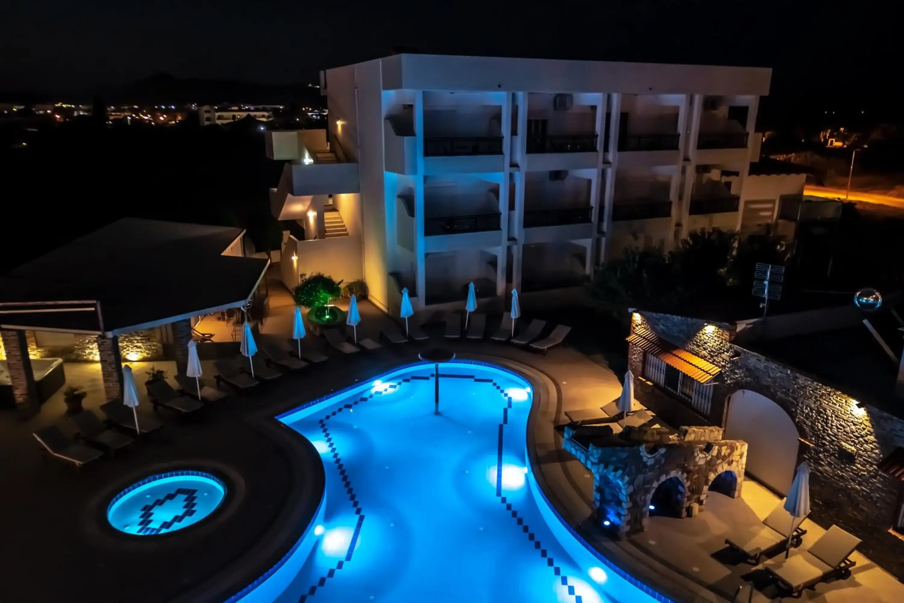 Superior Double or Twin Room with Pool View - single occupancy in Bright Star Superior Double or Twin Room with Pool View - single occupancy in Bright Star