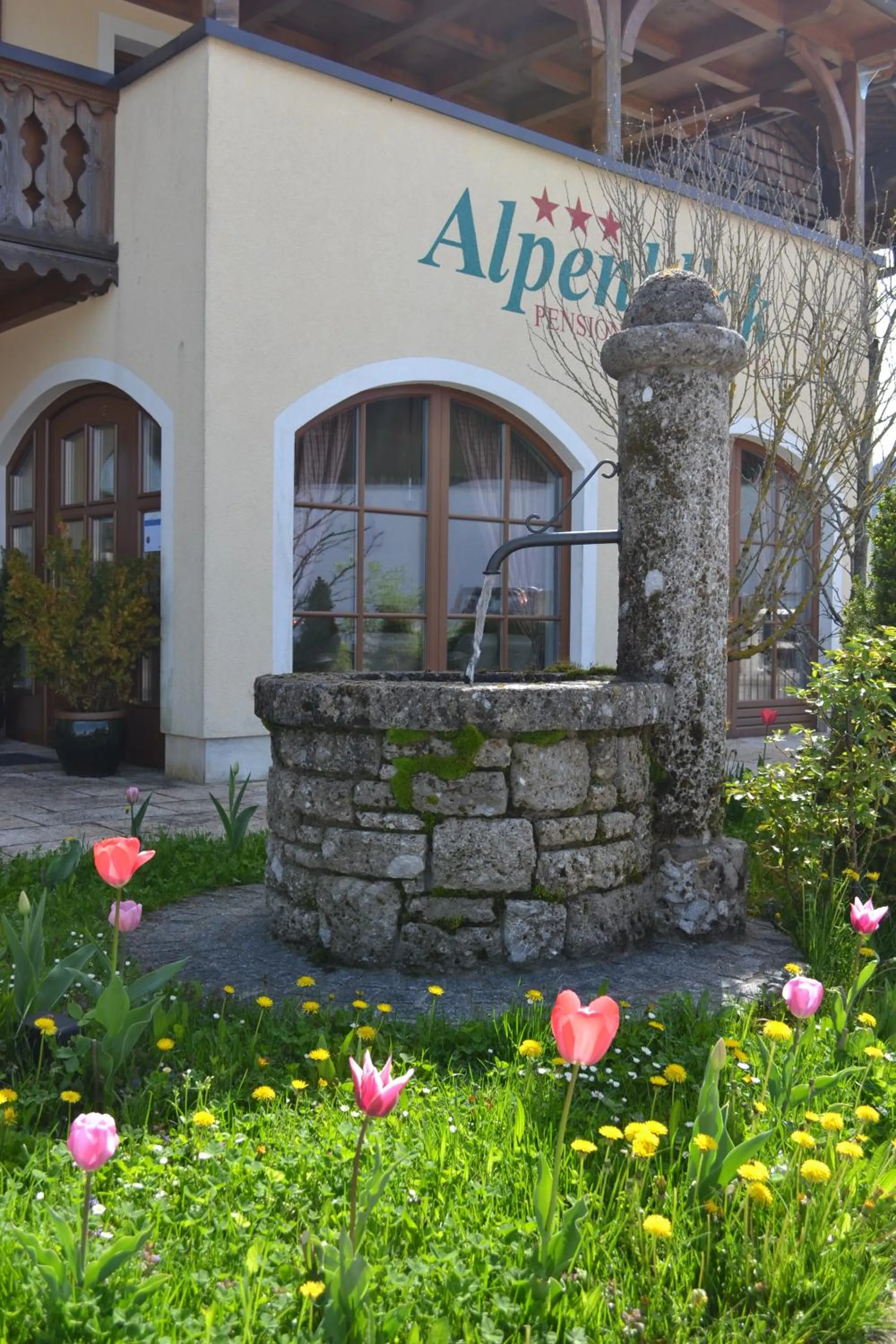 Facade/entrance in Appartements Ferienwohnungen Alpenblick