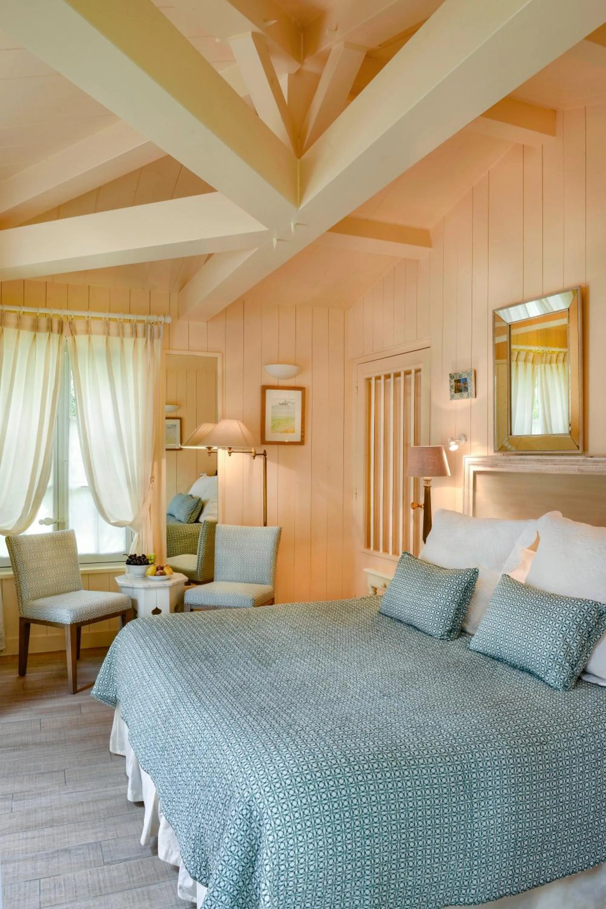 Bed in La Baronnie Hôtel & Spa - Teritoria