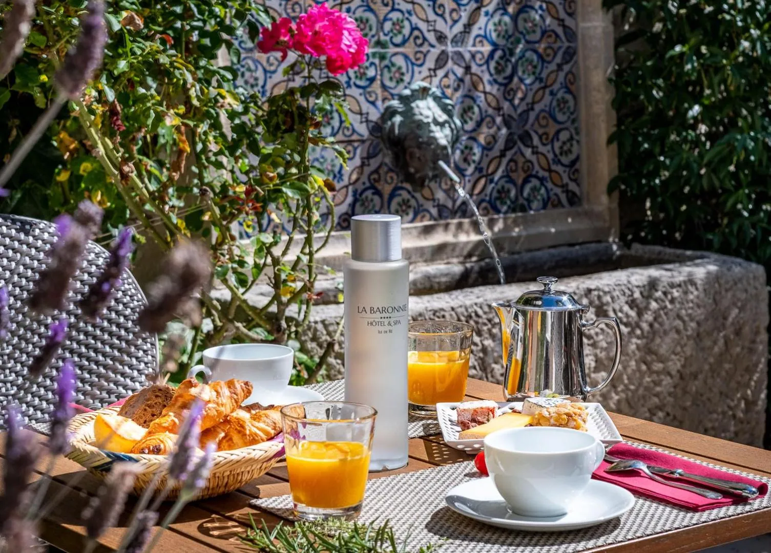 Food and drinks in La Baronnie Hôtel & Spa - Teritoria