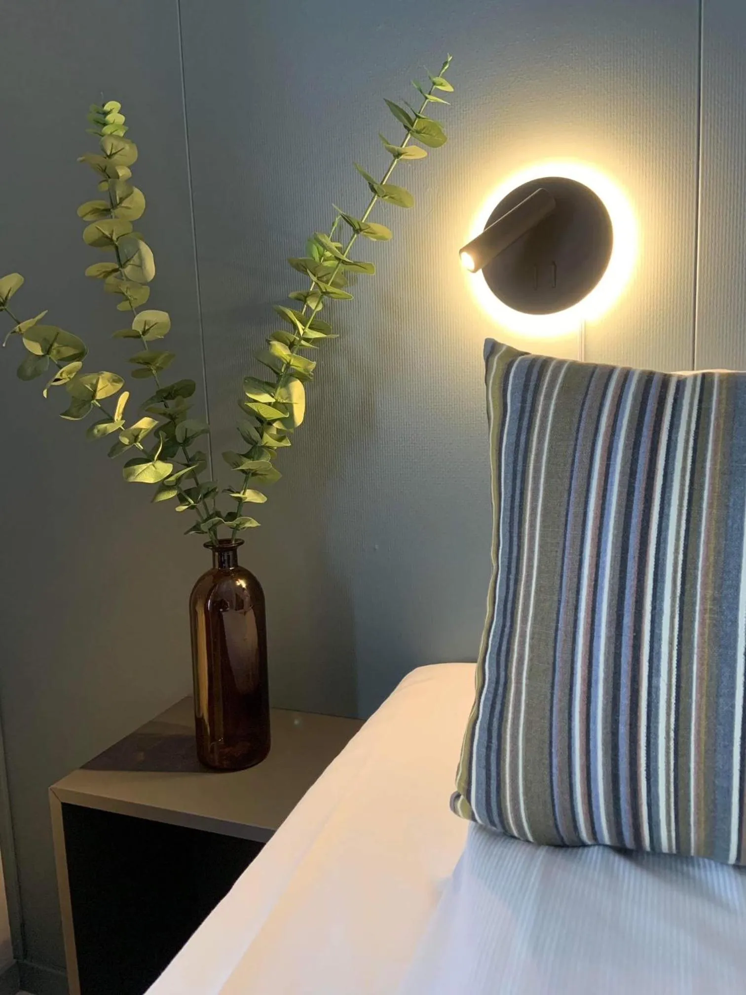 Bedroom, Bed in Vikingskipet Hotell