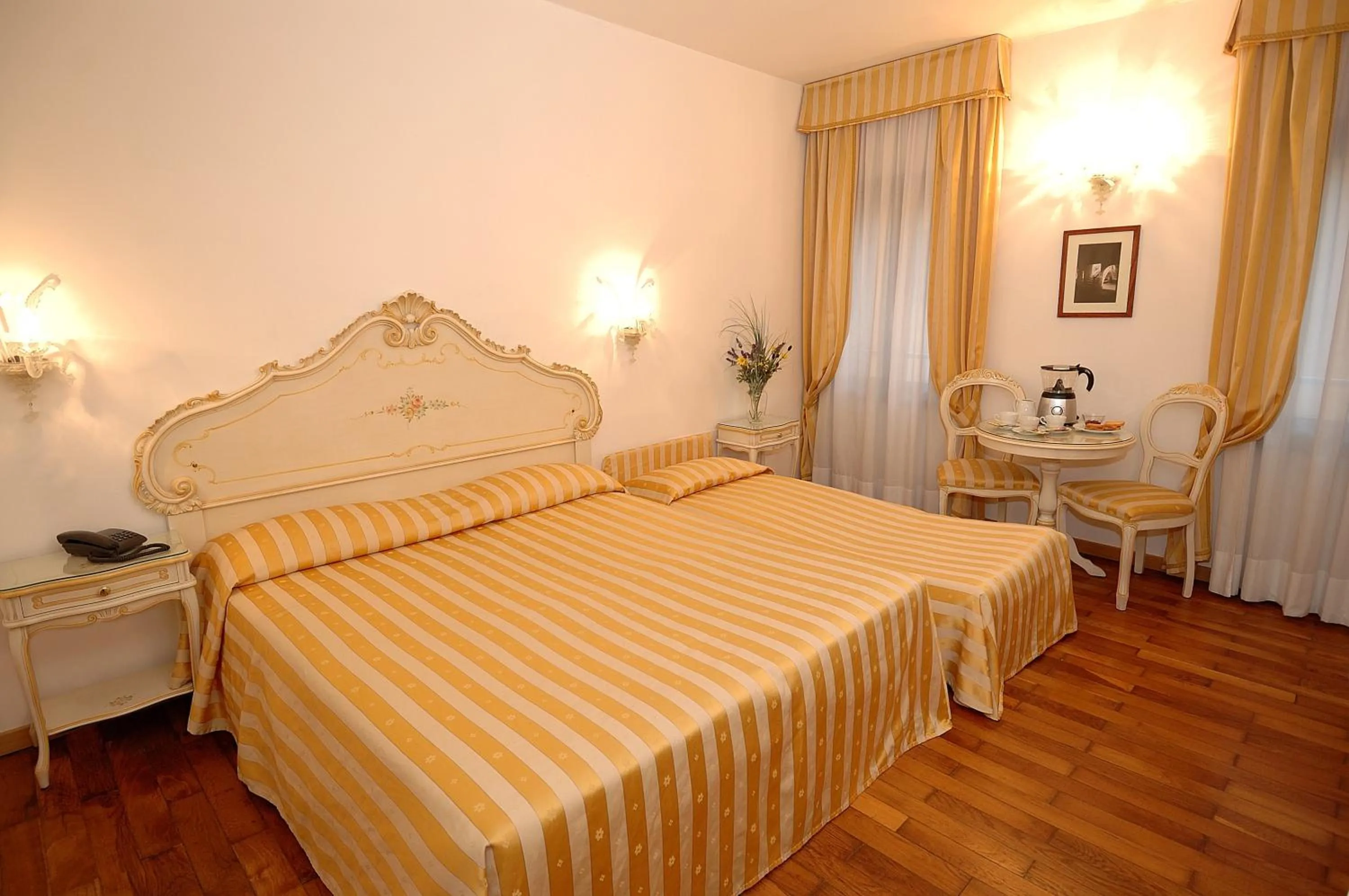 Photo of the whole room, Bed in Casa Sul Molo