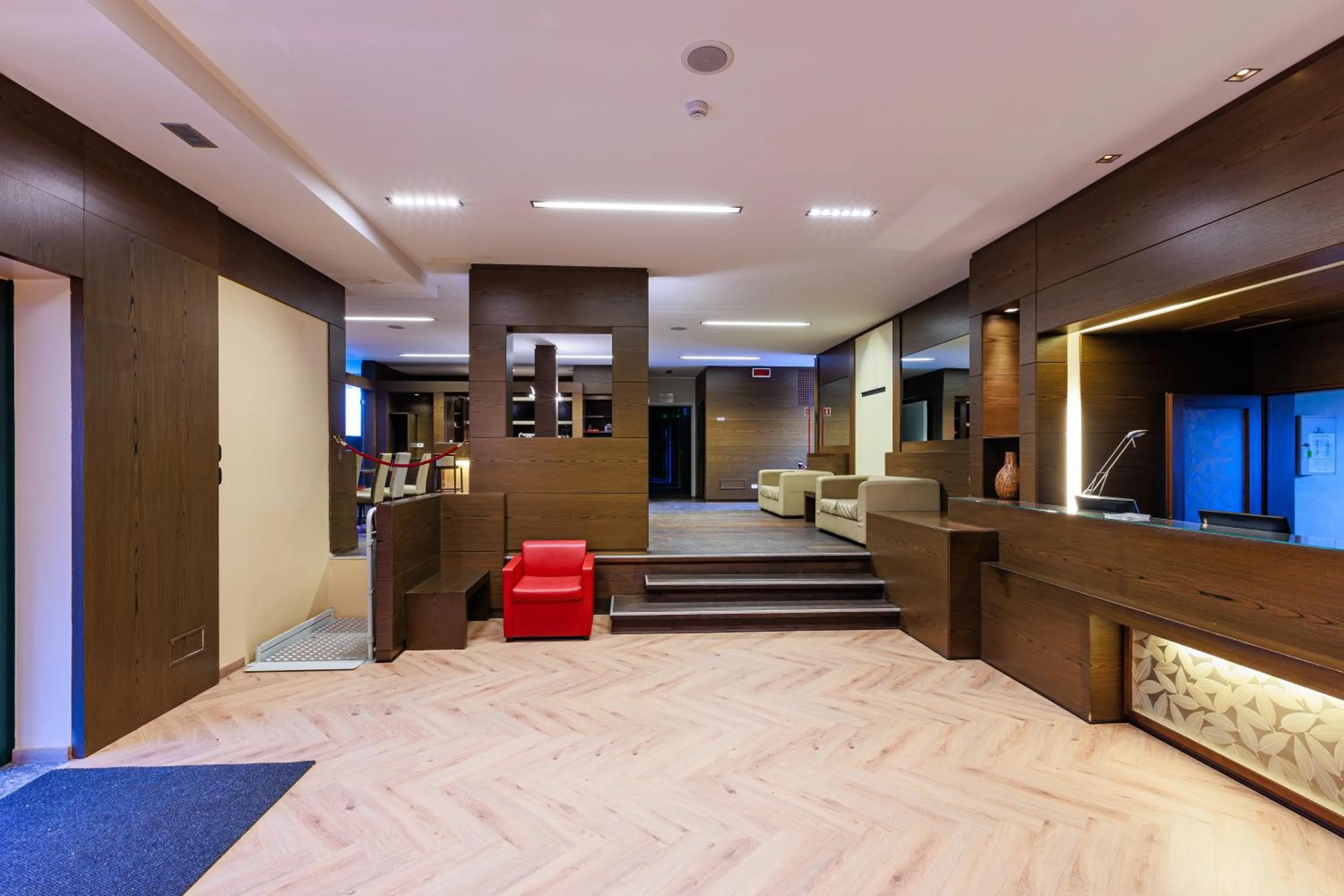 Lobby or reception in Hotel Villa Delle Rose - Malpensa