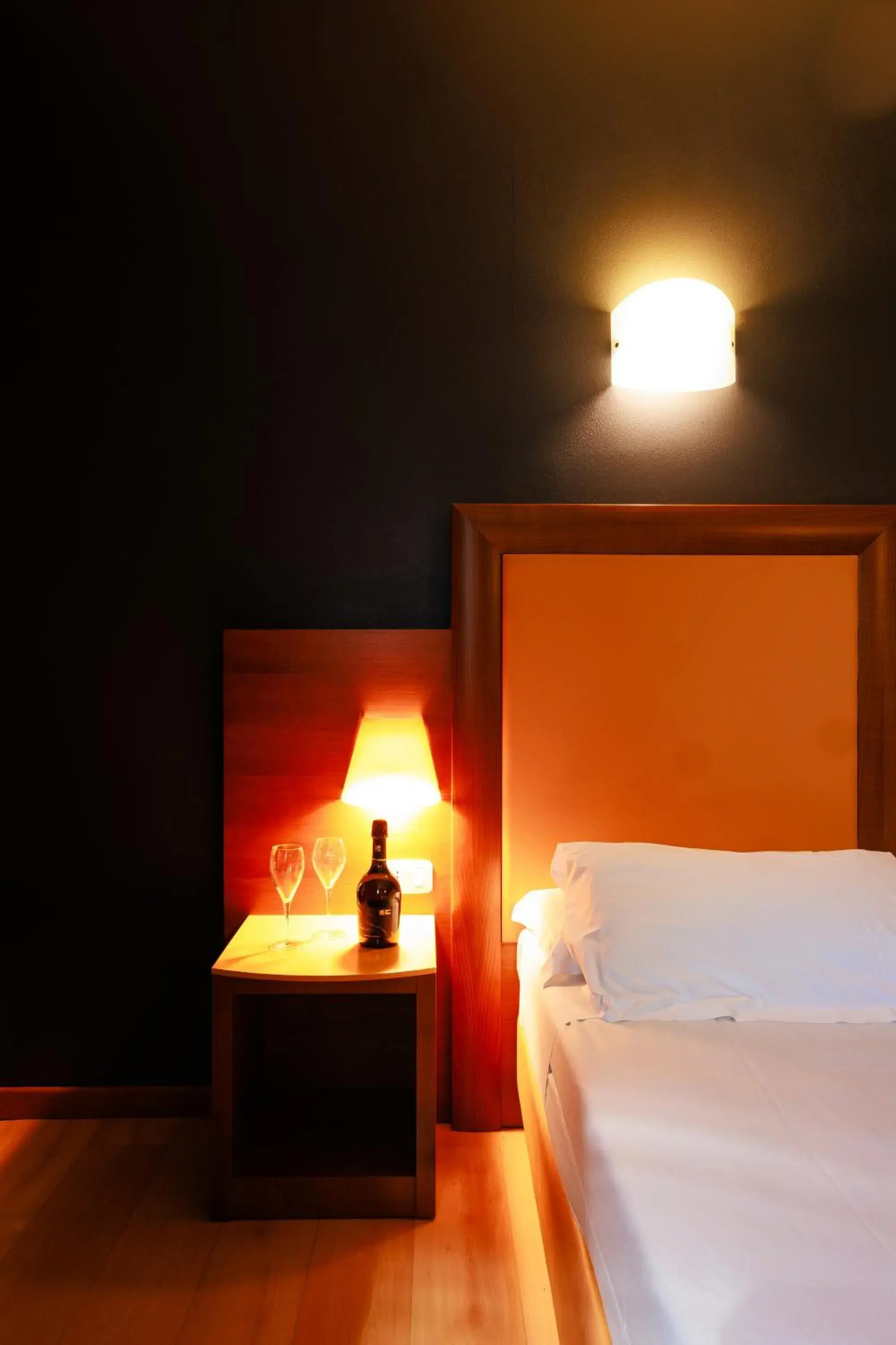 Economy Double Room in Hotel Villa Delle Rose - Malpensa Economy Double Room in Hotel Villa Delle Rose - Malpensa