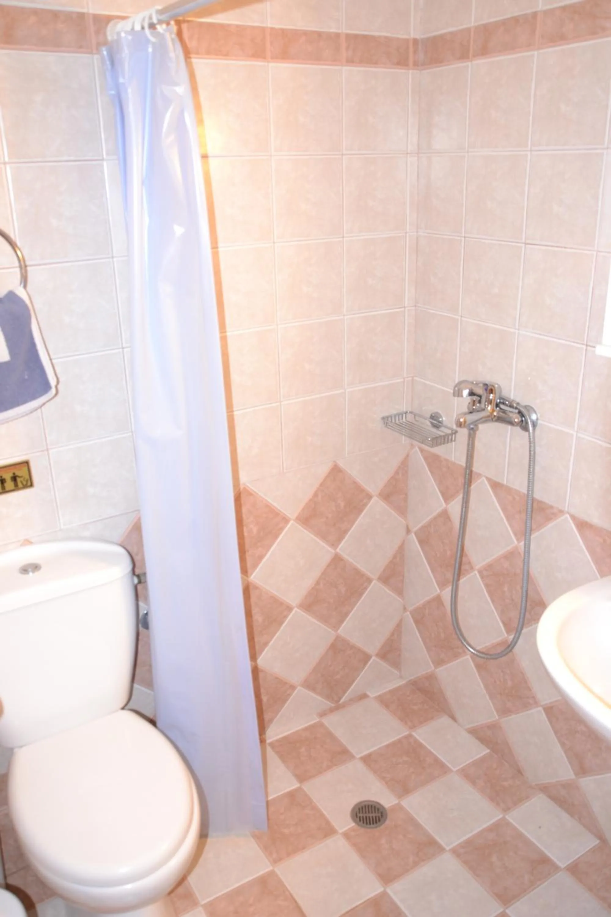 Bathroom in Hellen Studios