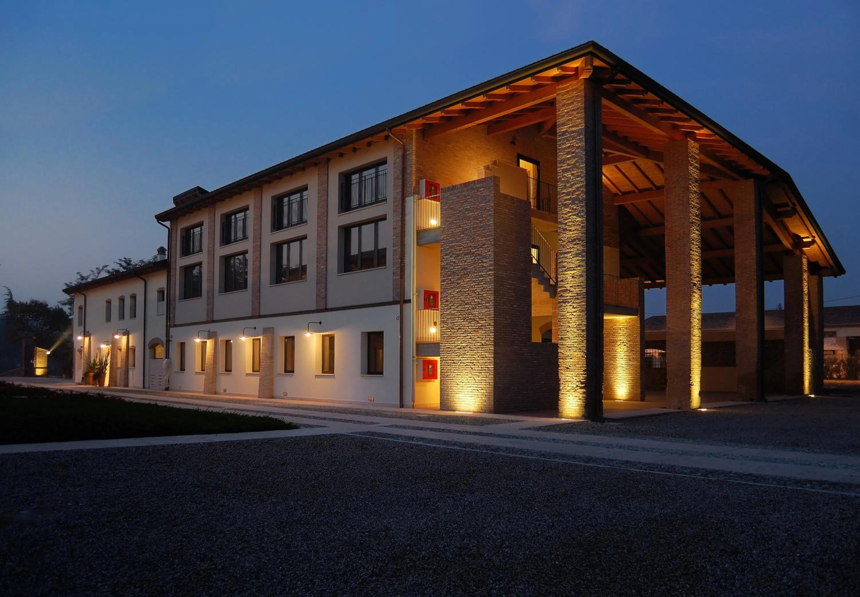 Property building in Corte Della Rocca Bassa