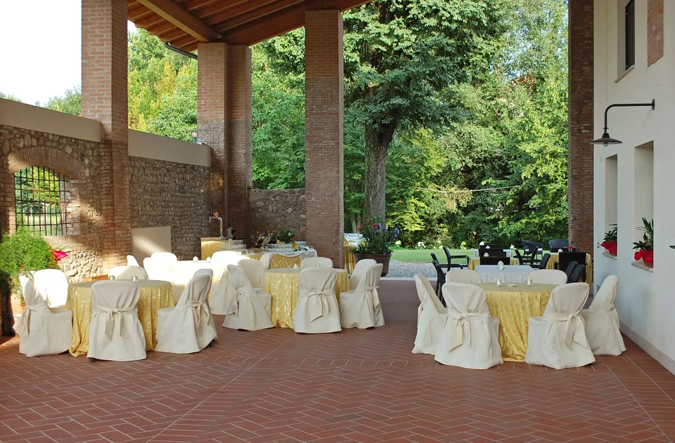 Day in Corte Della Rocca Bassa