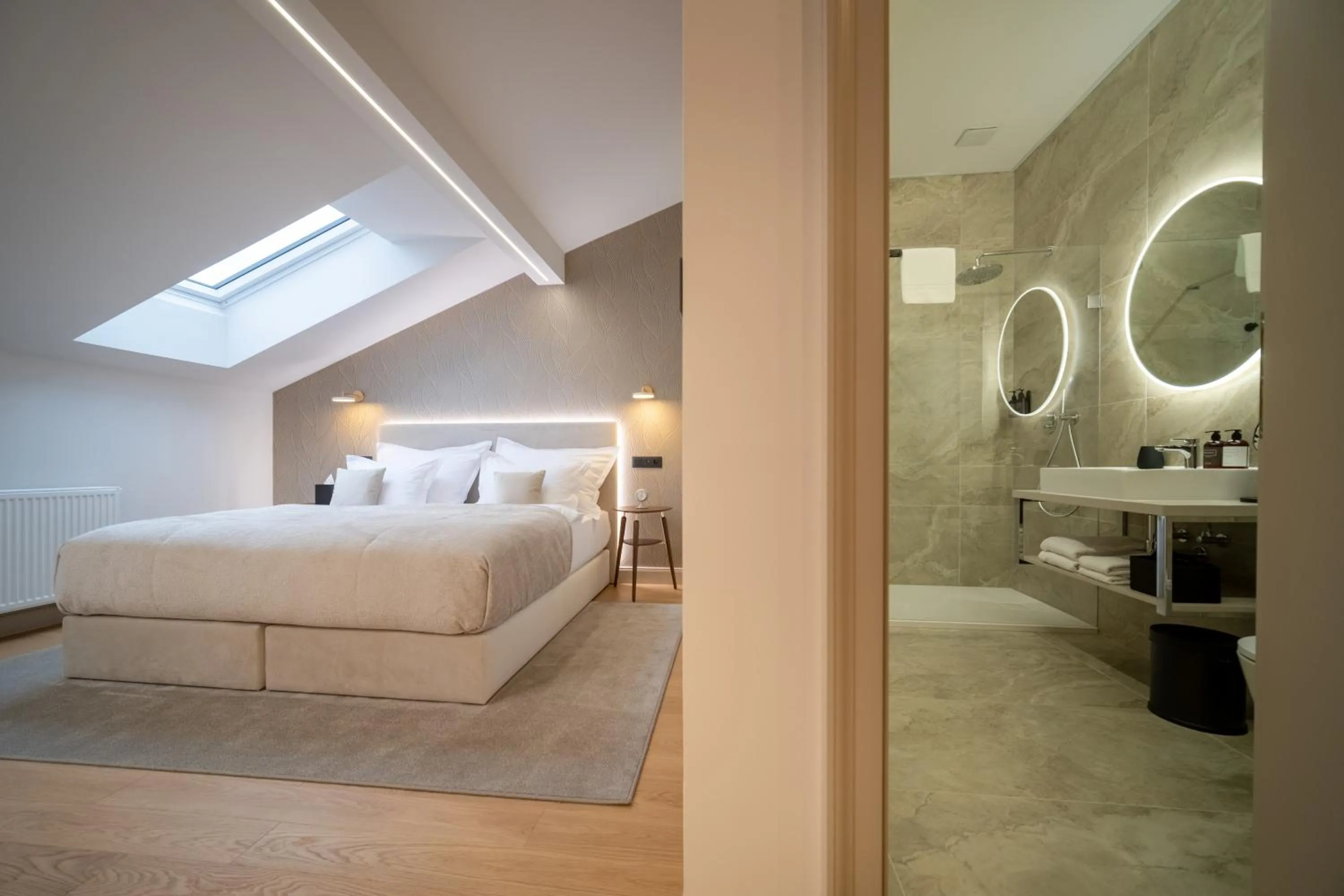 Bathroom, Bed in Villa Patriot Boutique Hotel