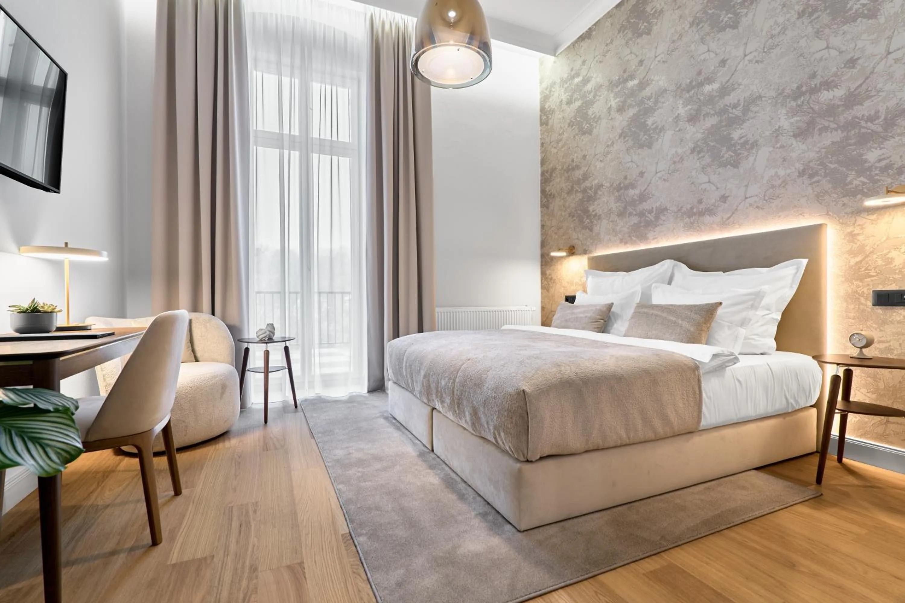 Living room, Bed in Villa Patriot Boutique Hotel