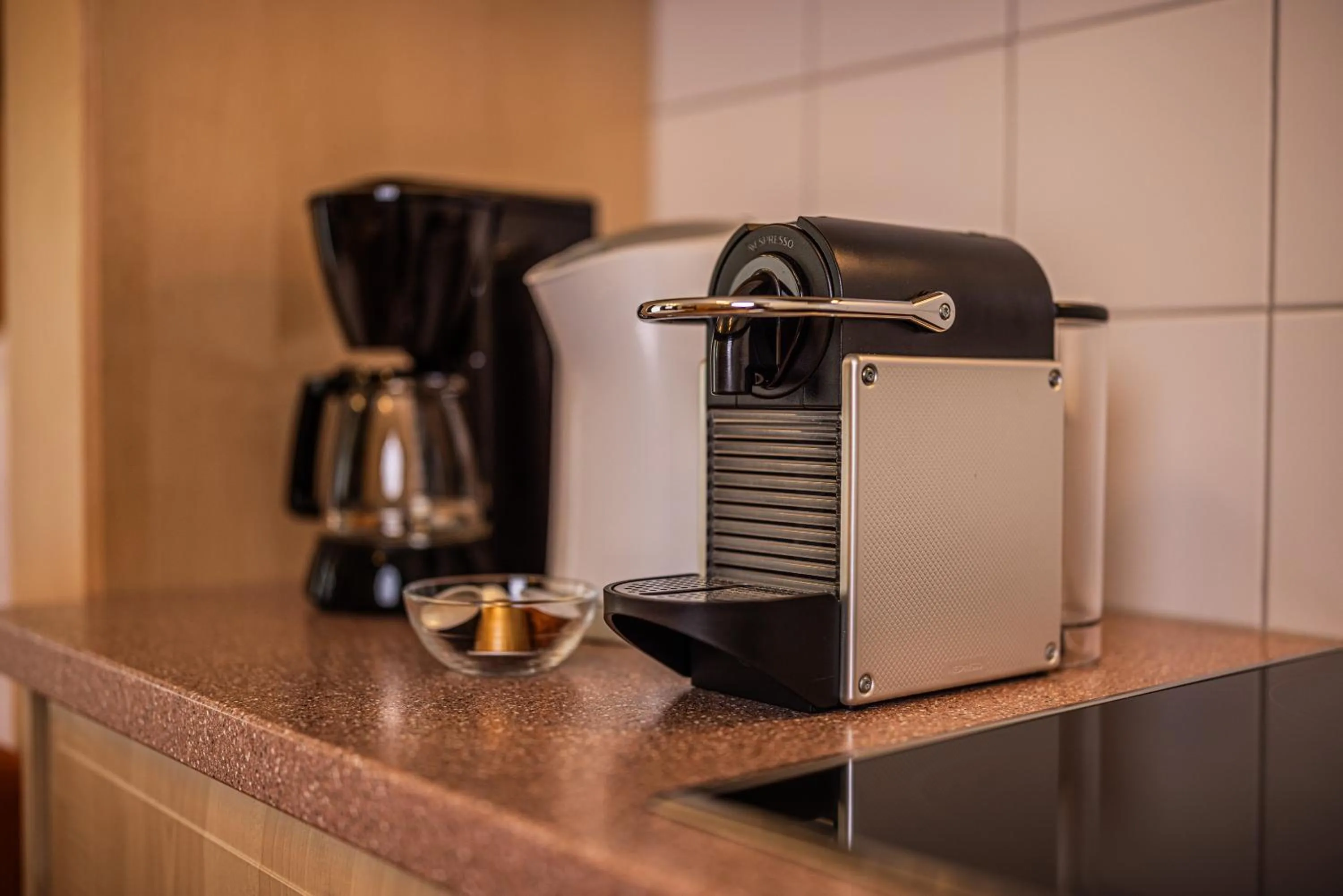 Coffee/tea facilities in Alpine Spa Residence