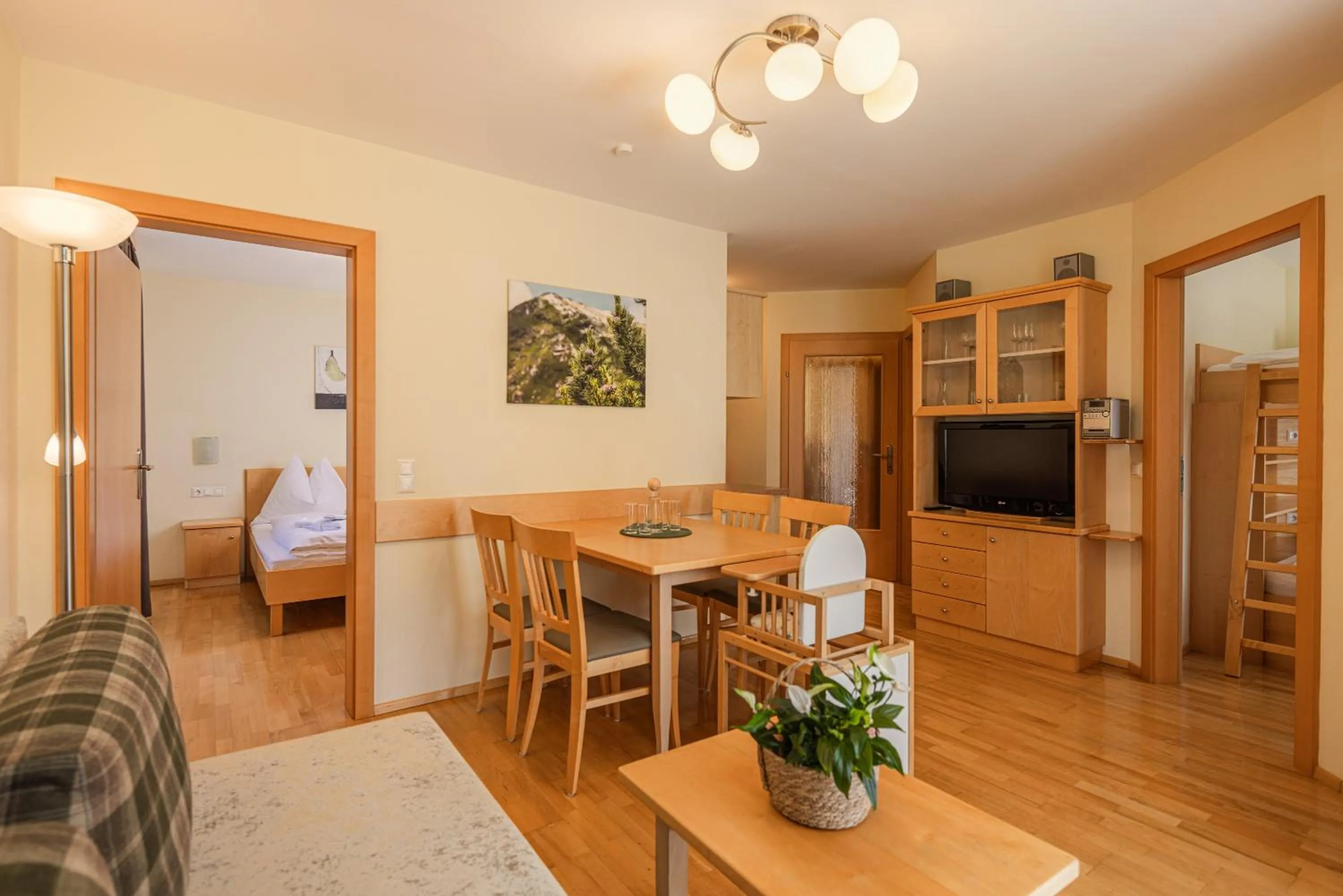 Photo of the whole room, Bed in Alpine Spa Residence