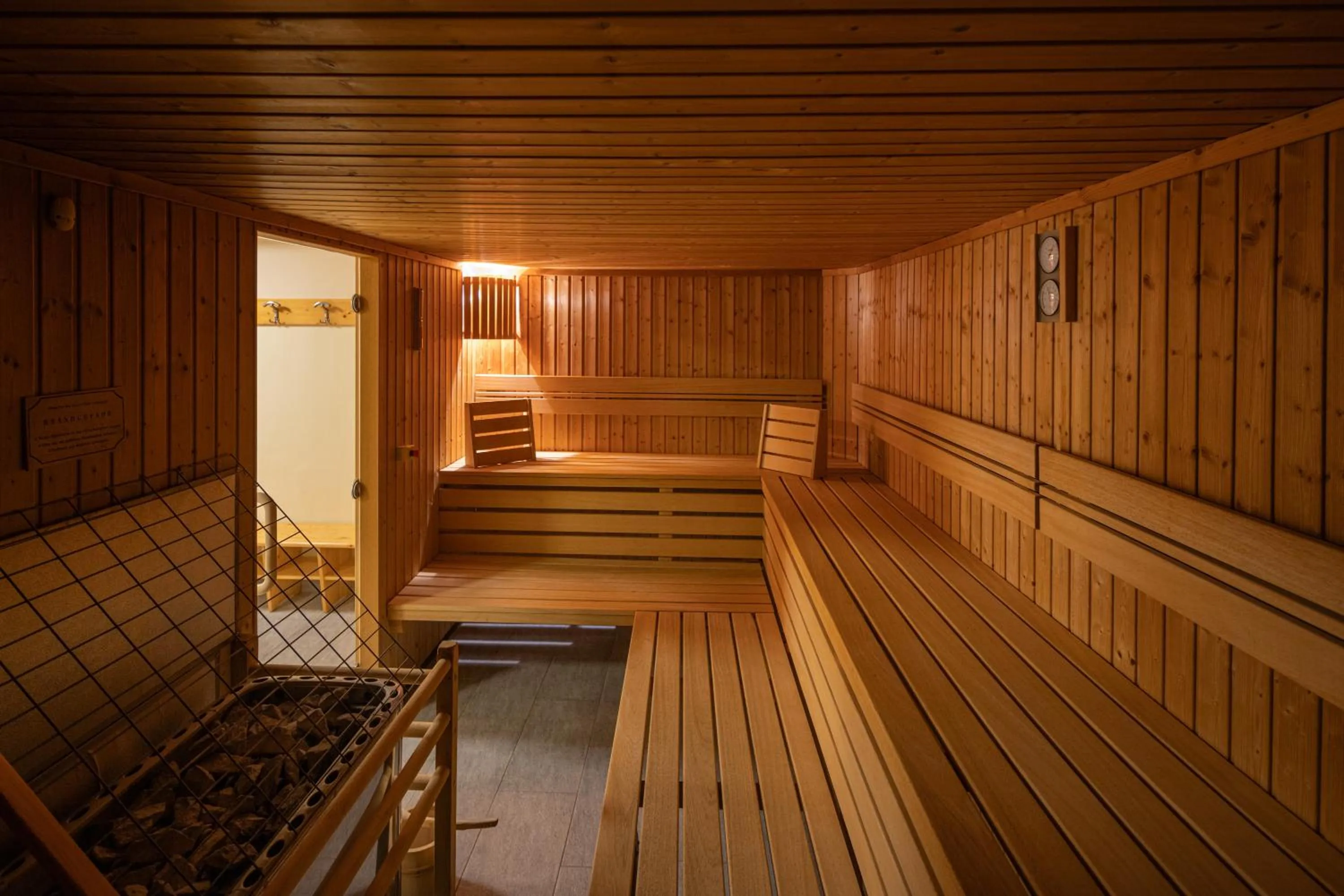 Sauna in Alpine Spa Residence