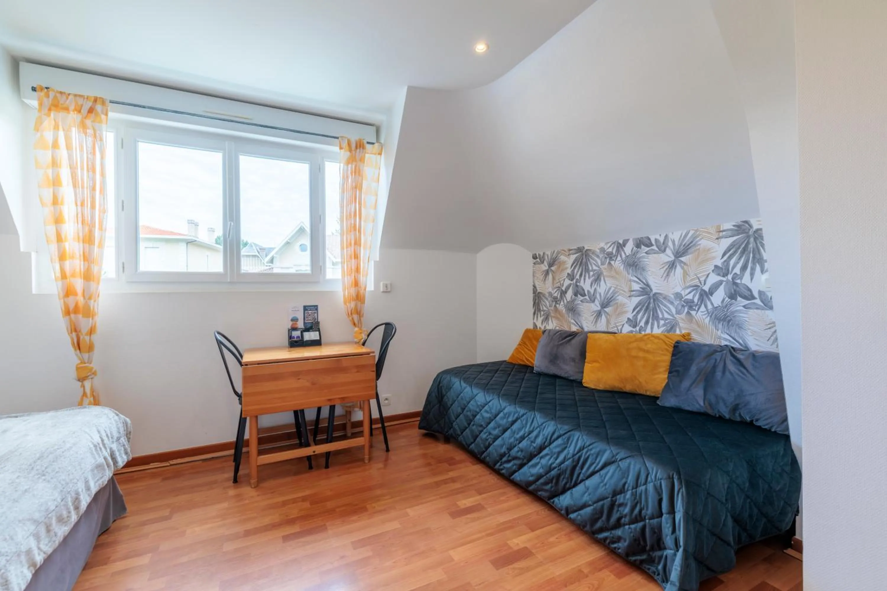 Photo of the whole room, Bed in Hotel Belle Vue Royan