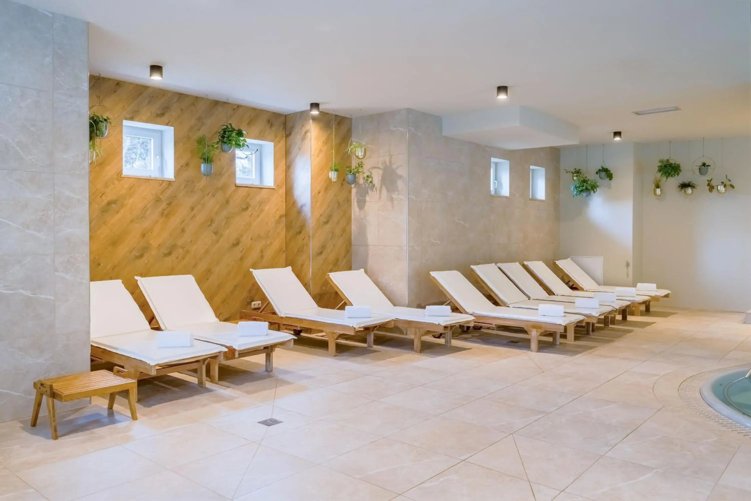 Swimming pool in Hotel Ahornhof Swimming pool in Hotel Ahornhof