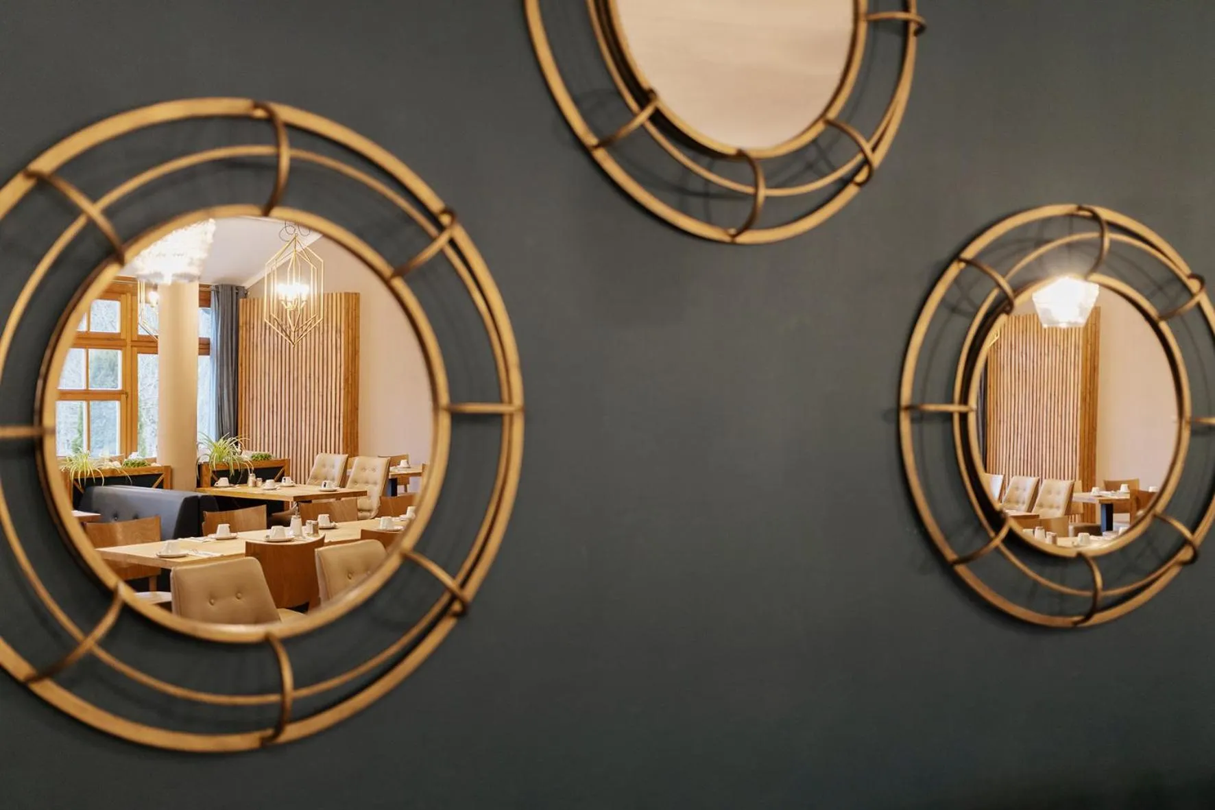 Restaurant/places to eat in Hotel Ahornhof