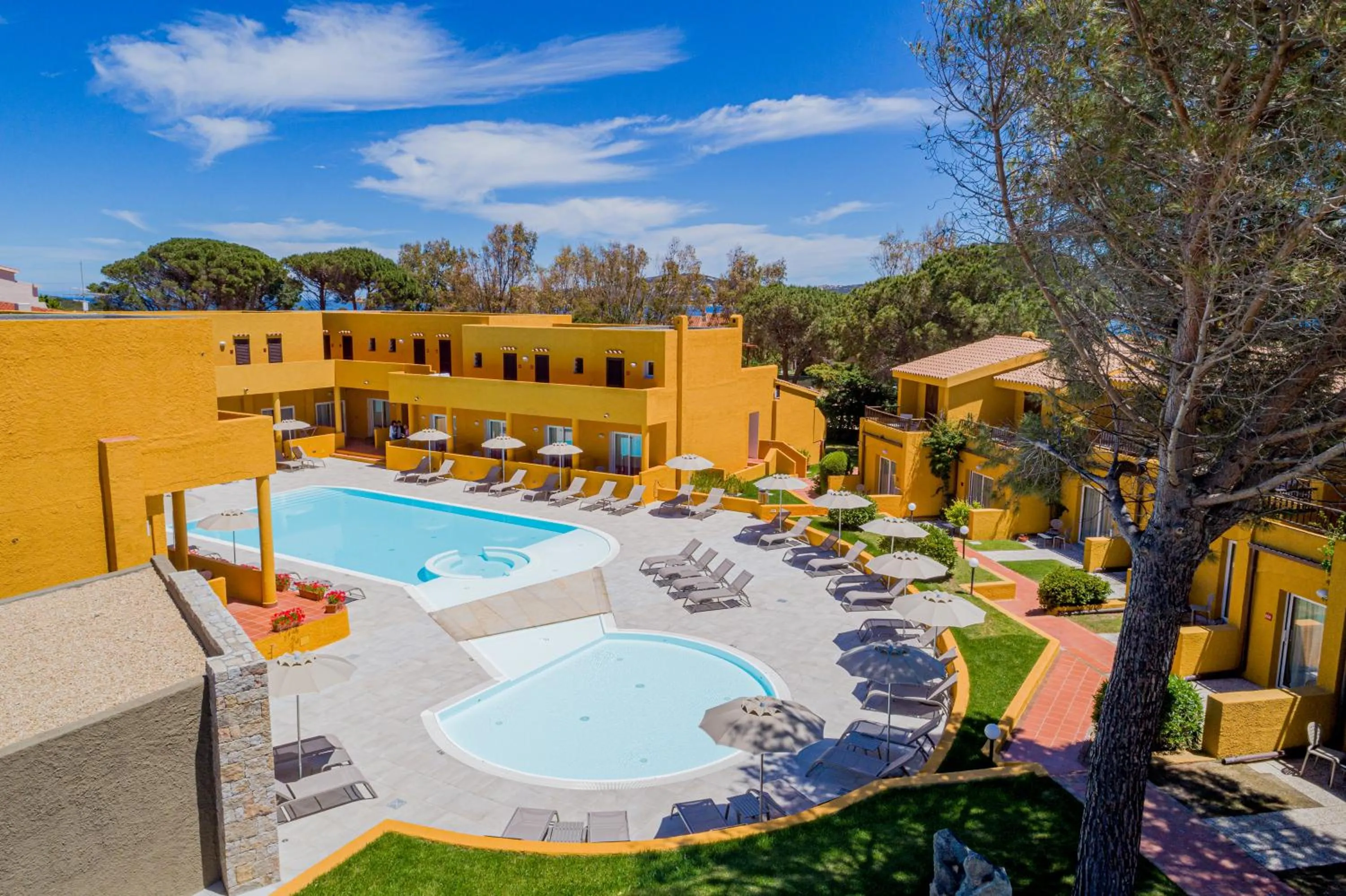 Swimming pool in Blu Hotel Laconia Village