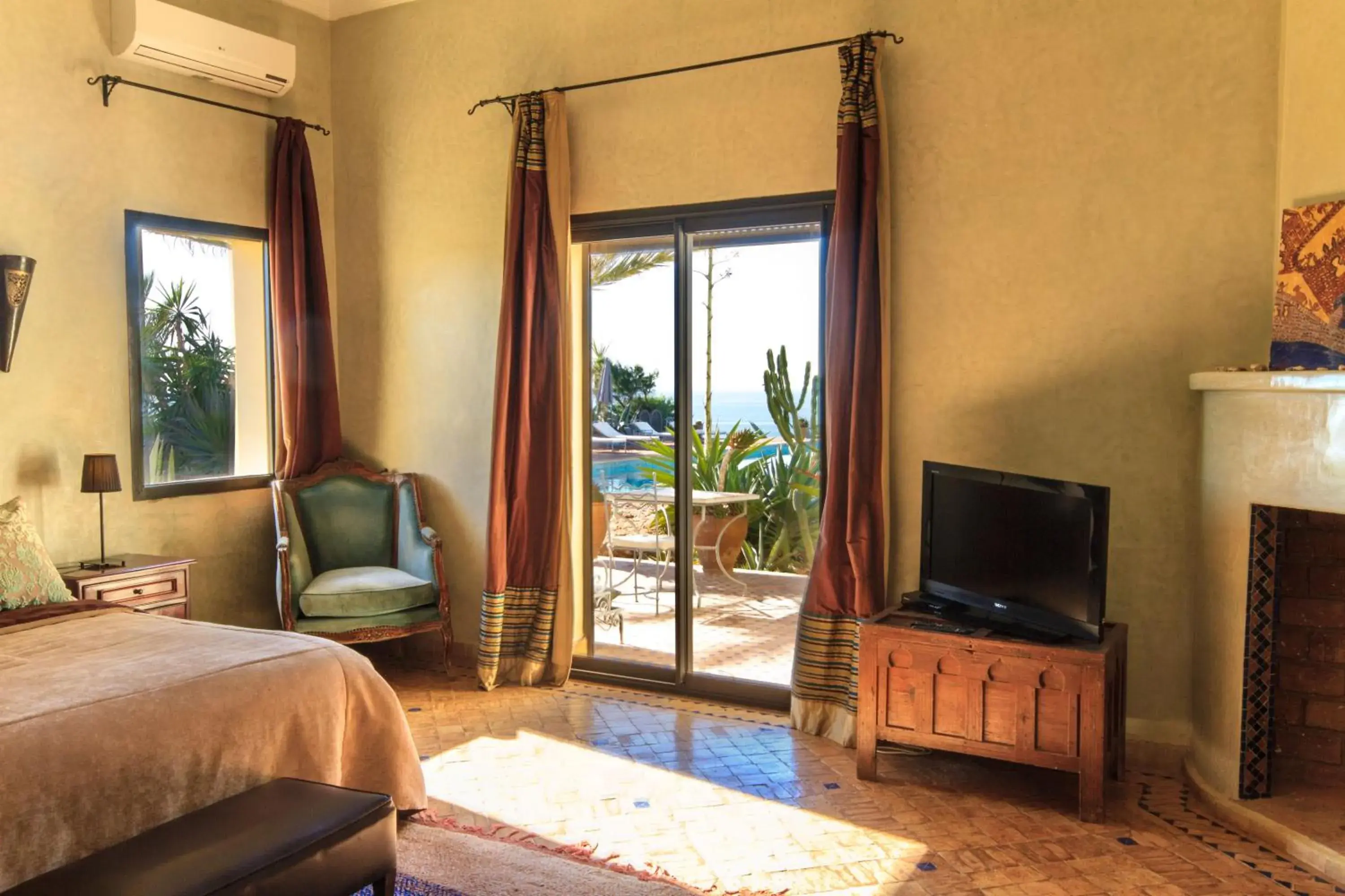 Honeymoon Room in Kasbah Tabelkoukt Honeymoon Room in Kasbah Tabelkoukt