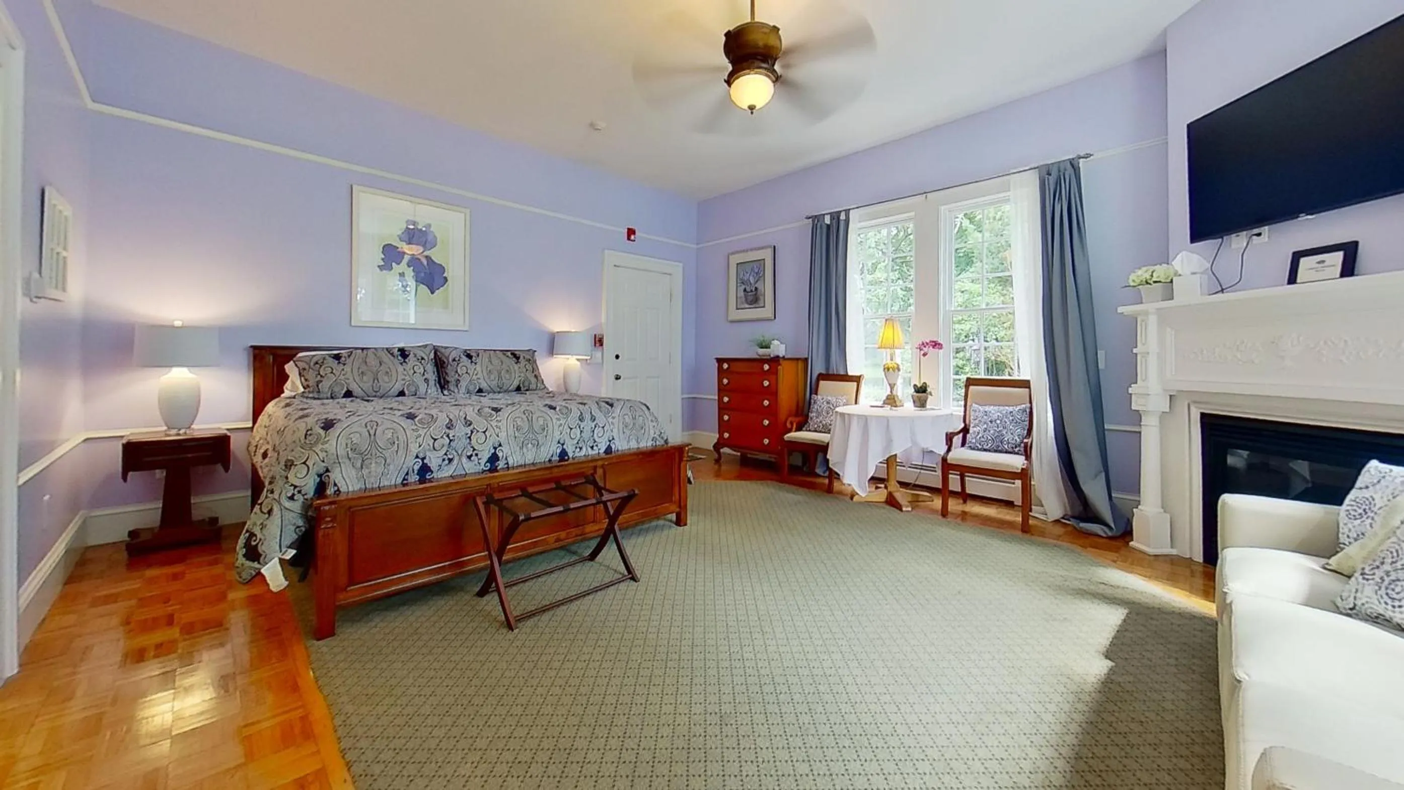 Bedroom in John Joseph Inn