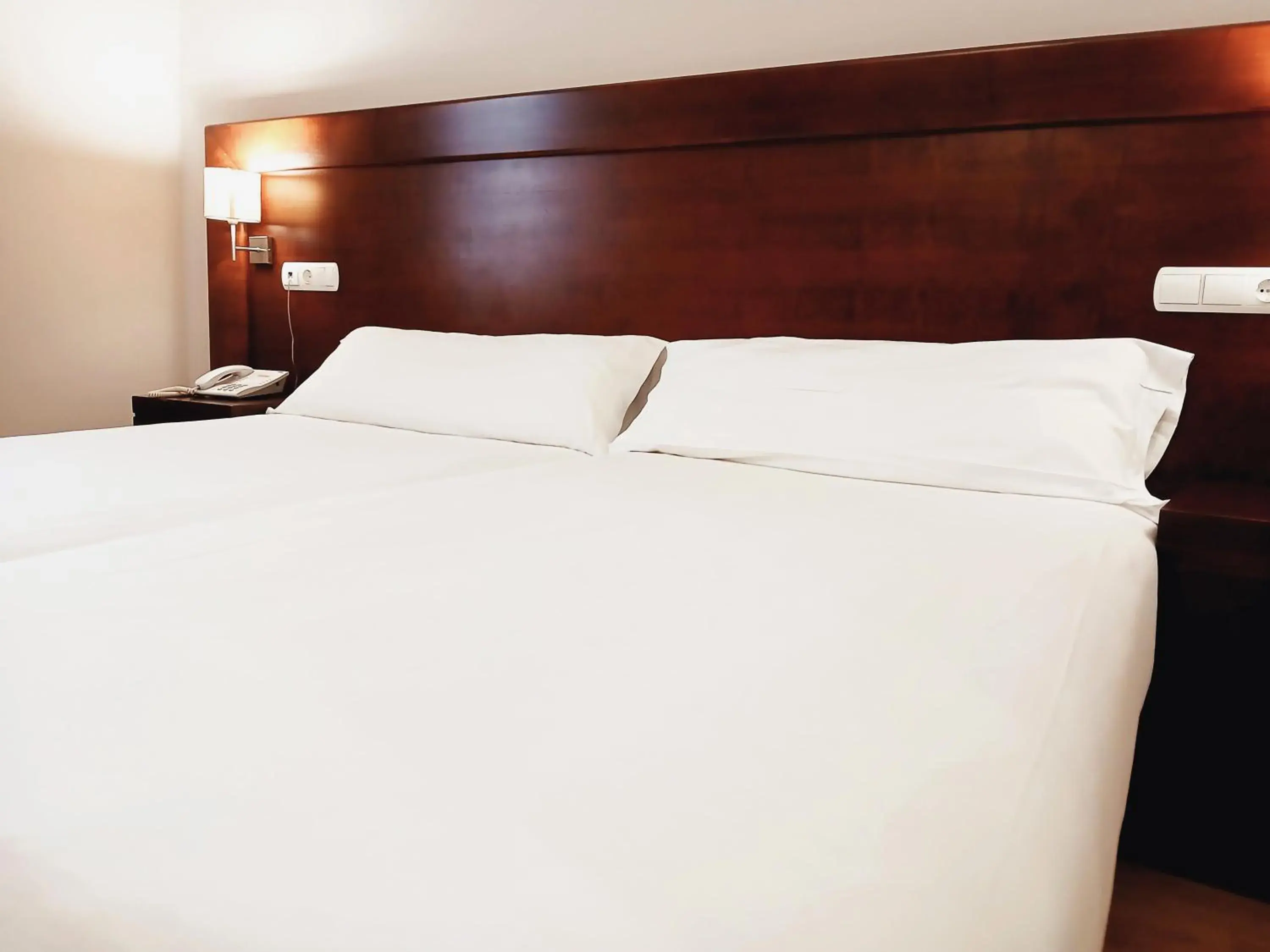 Photo of the whole room, Bed in Hotel Campos de Castilla Photo of the whole room, Bed in Hotel Campos de Castilla