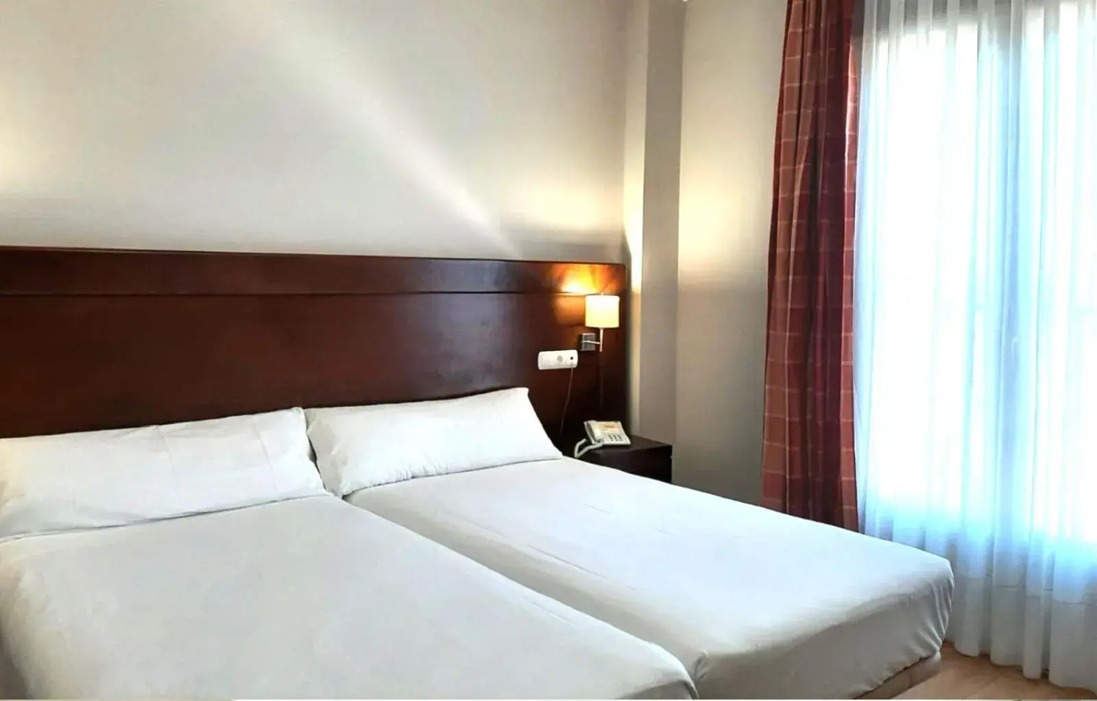 Twin Room in Hotel Campos de Castilla Twin Room in Hotel Campos de Castilla