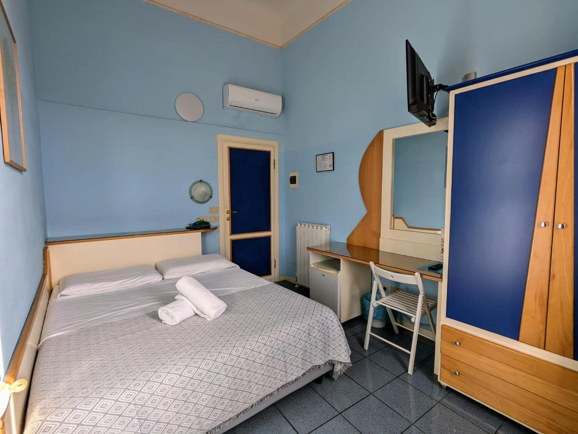 Bed in Hotel Soggiorno Athena