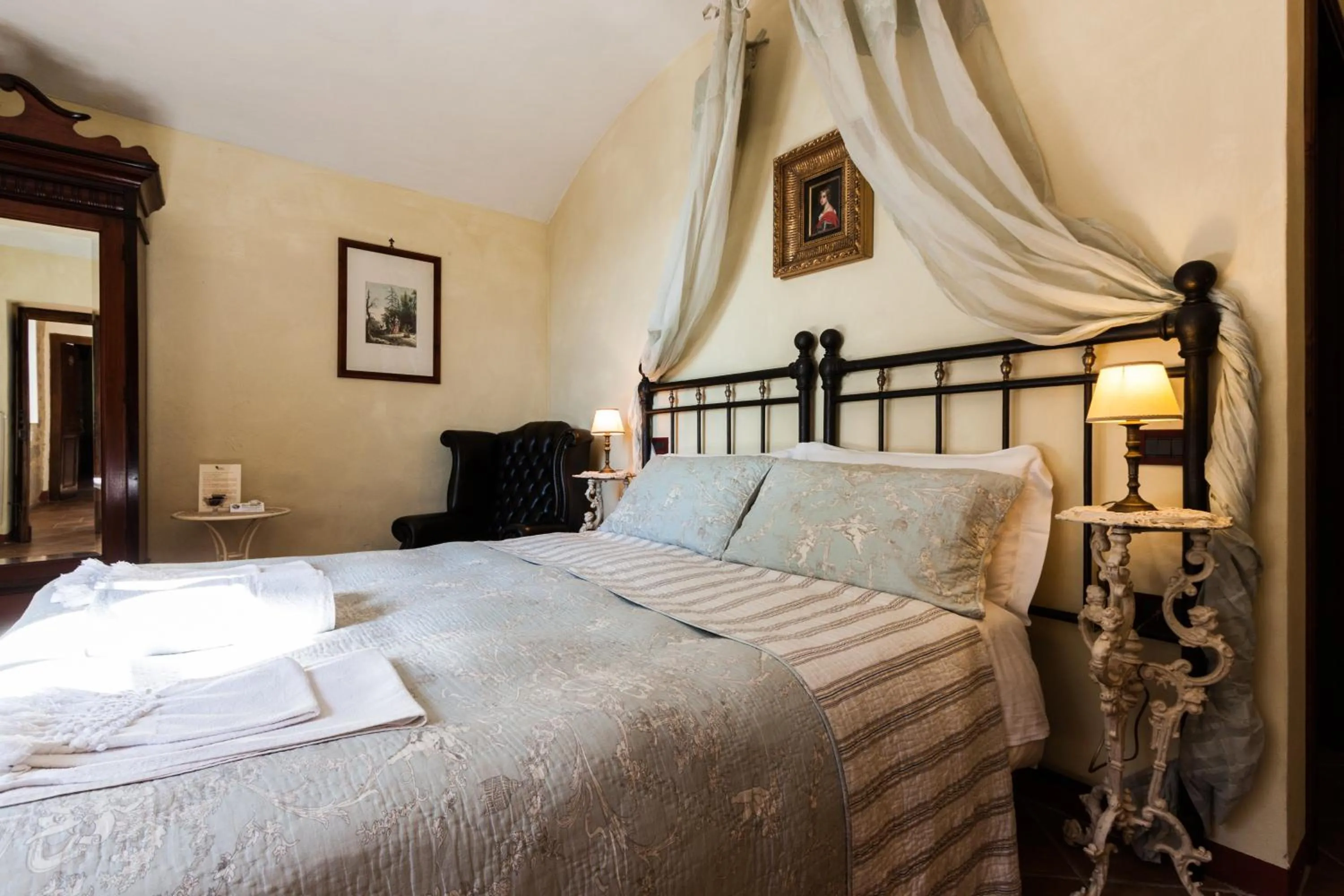 Photo of the whole room in Borgo Tepolini Country House