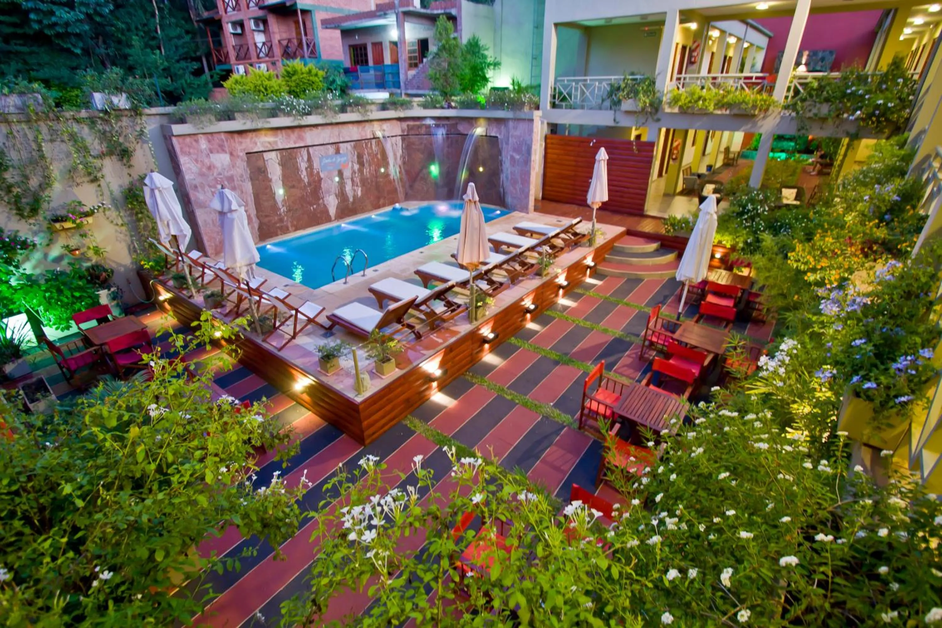 Swimming pool in Hotel Jardin De Iguazu