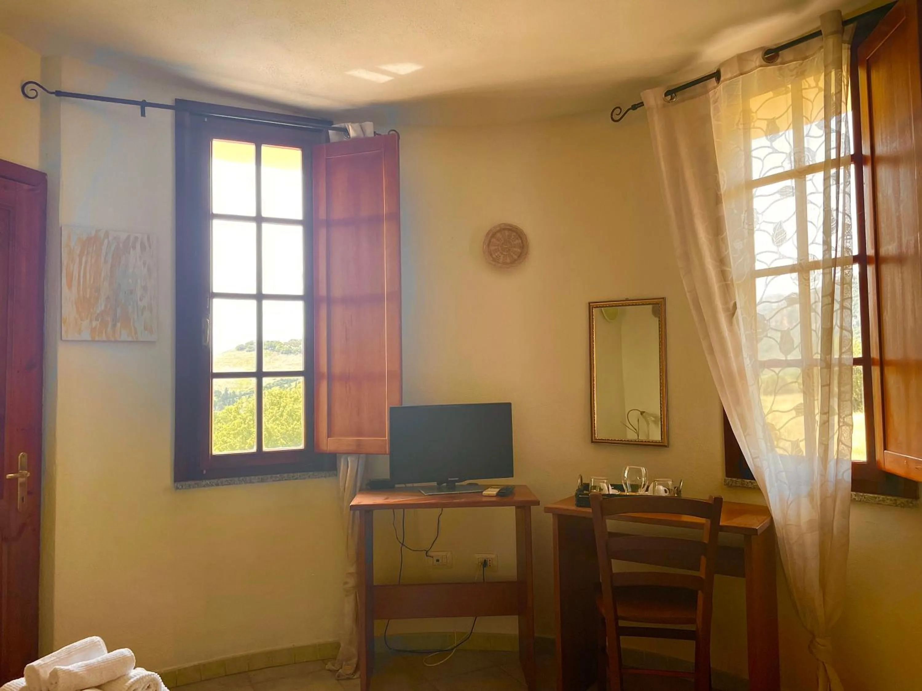 TV and multimedia in Hotel Velasole