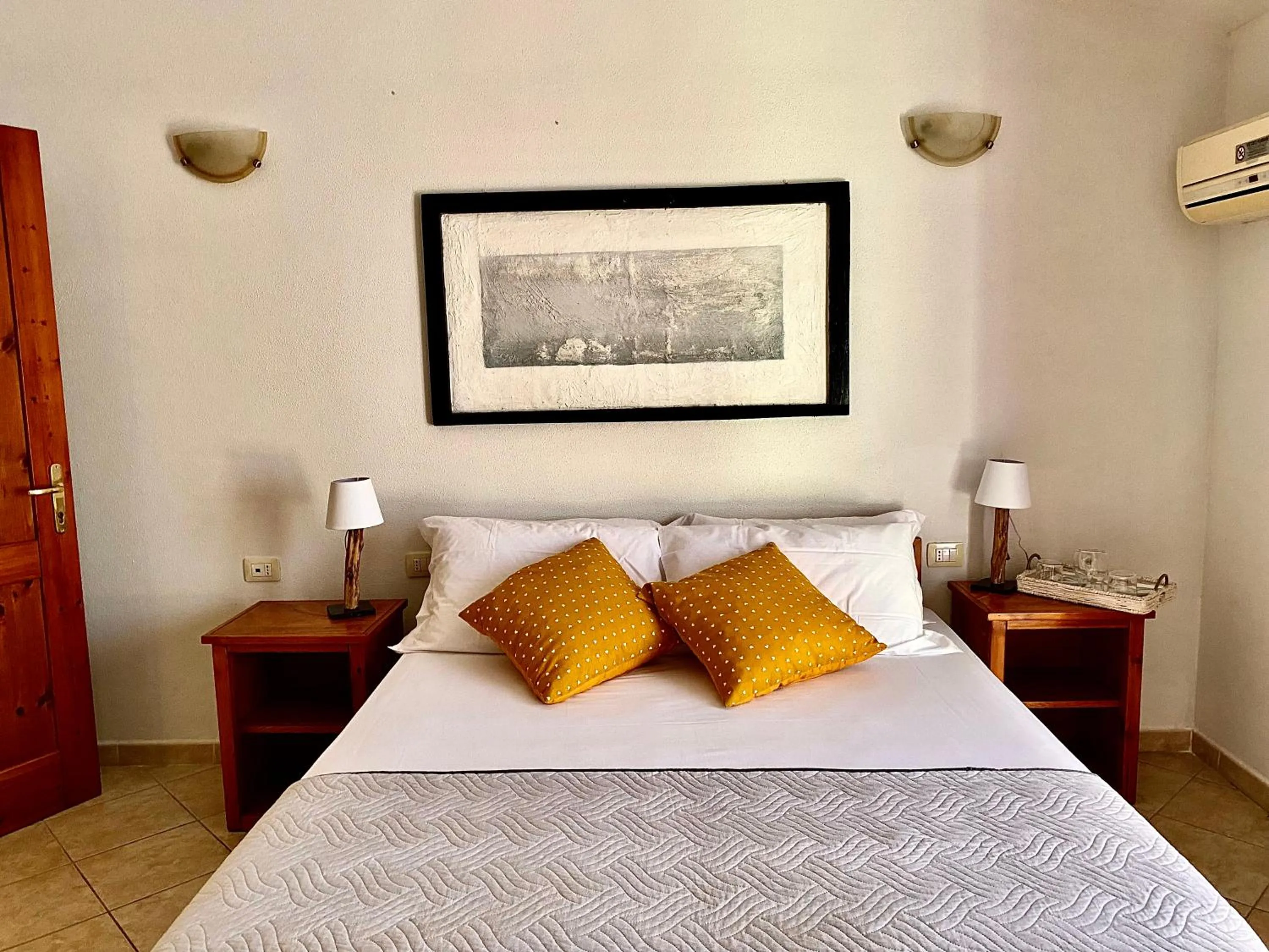 Bed in Hotel Velasole