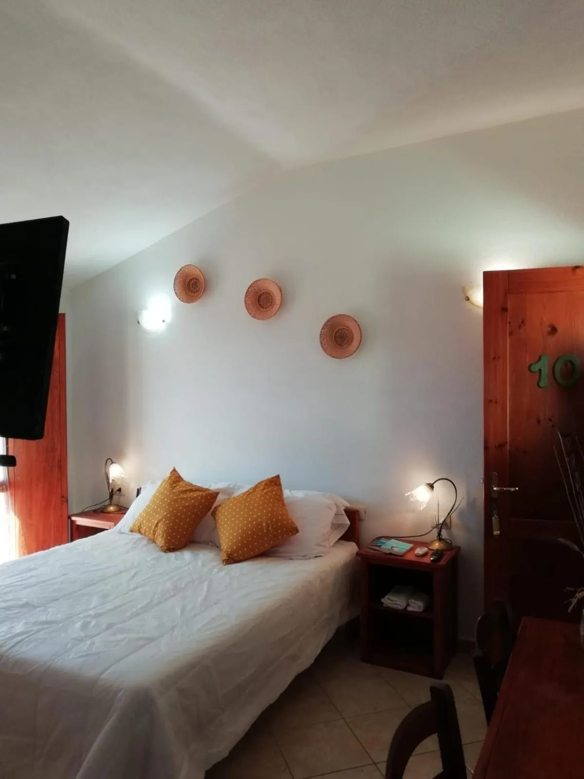 Bed in Hotel Velasole