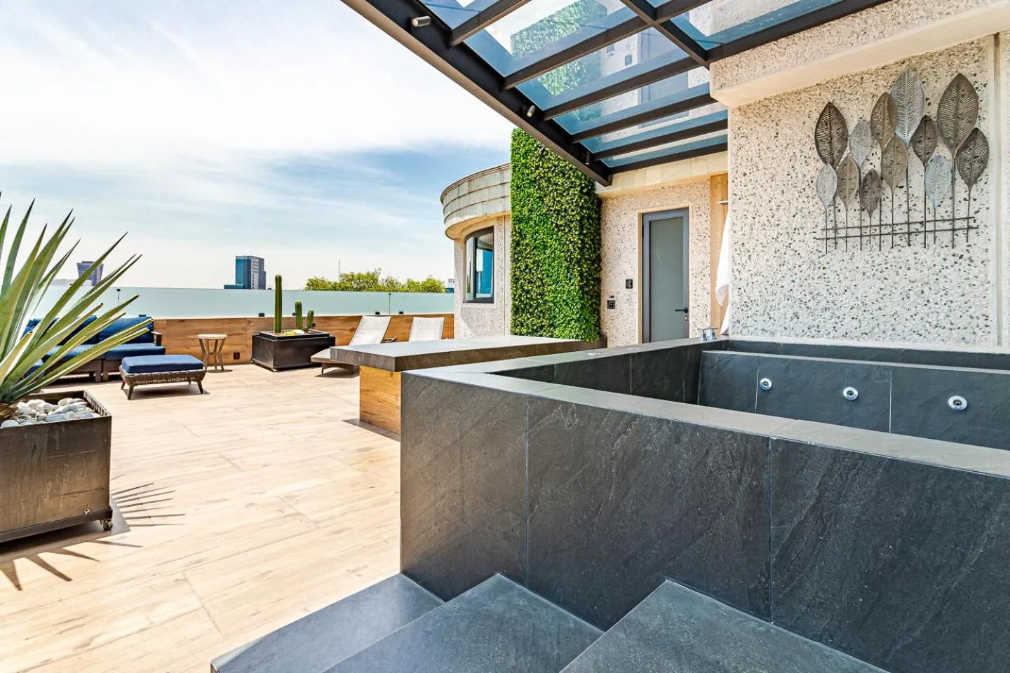 Day in KALI Escandón Mexico City