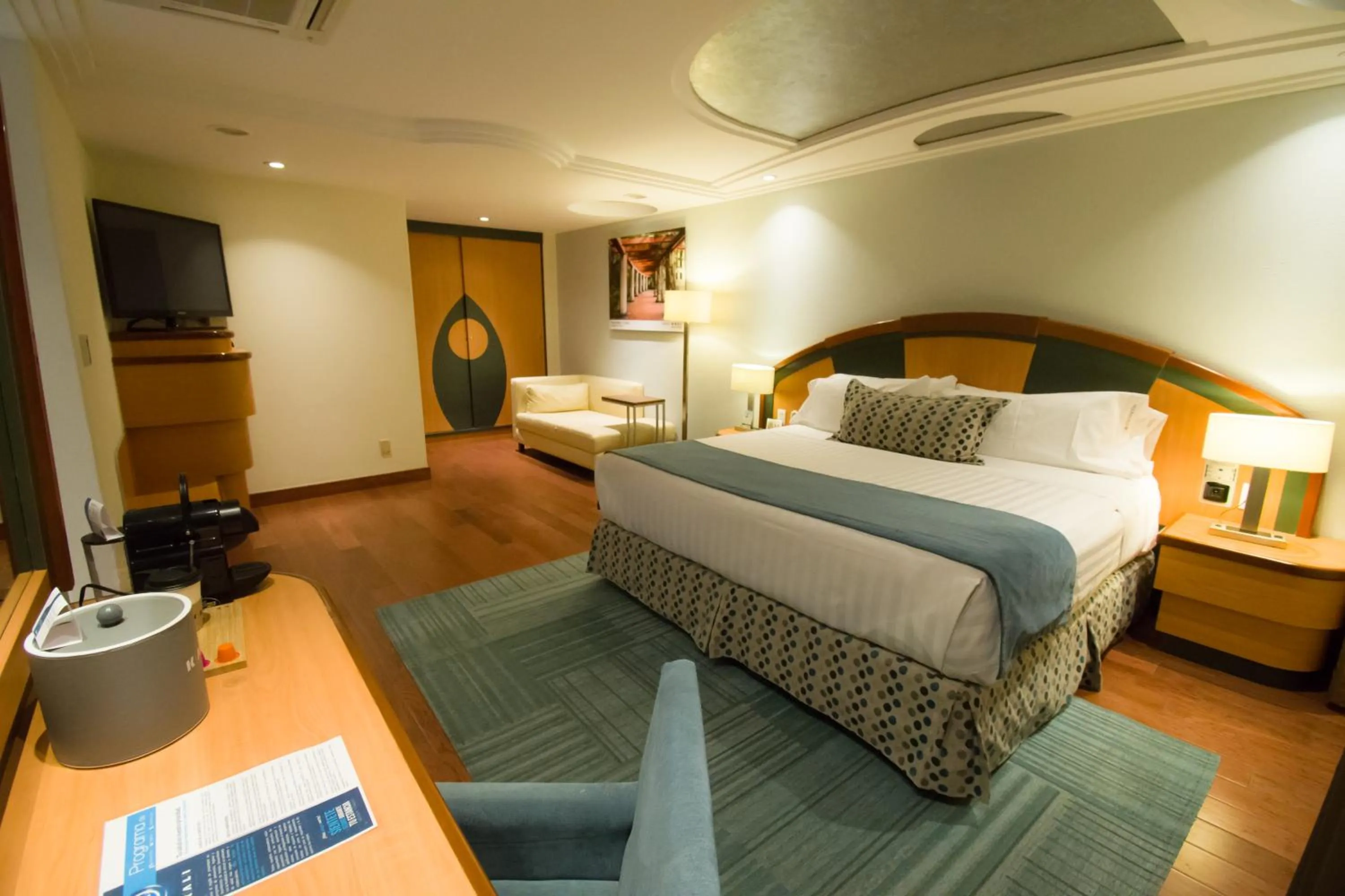 Photo of the whole room, Bed in KALI Escandón Mexico City