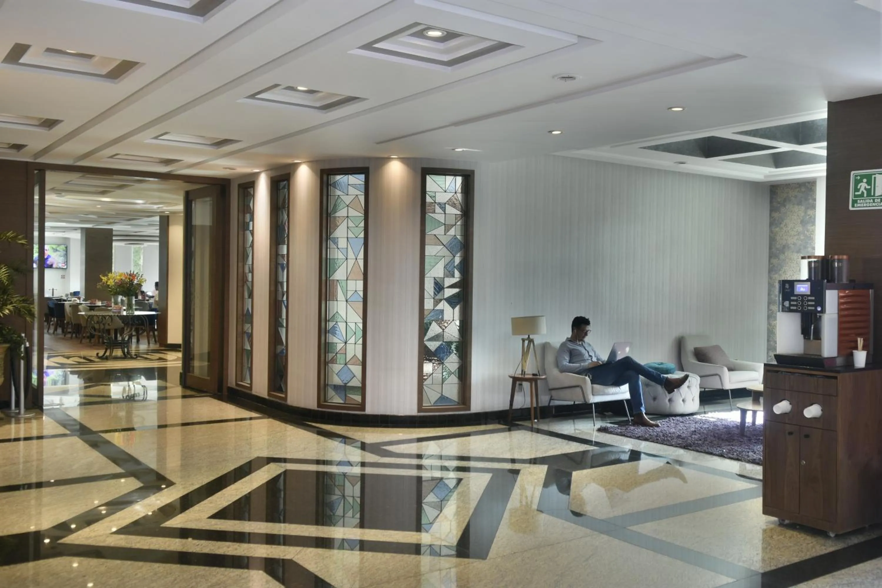 Coffee/tea facilities in KALI Escandón Mexico City