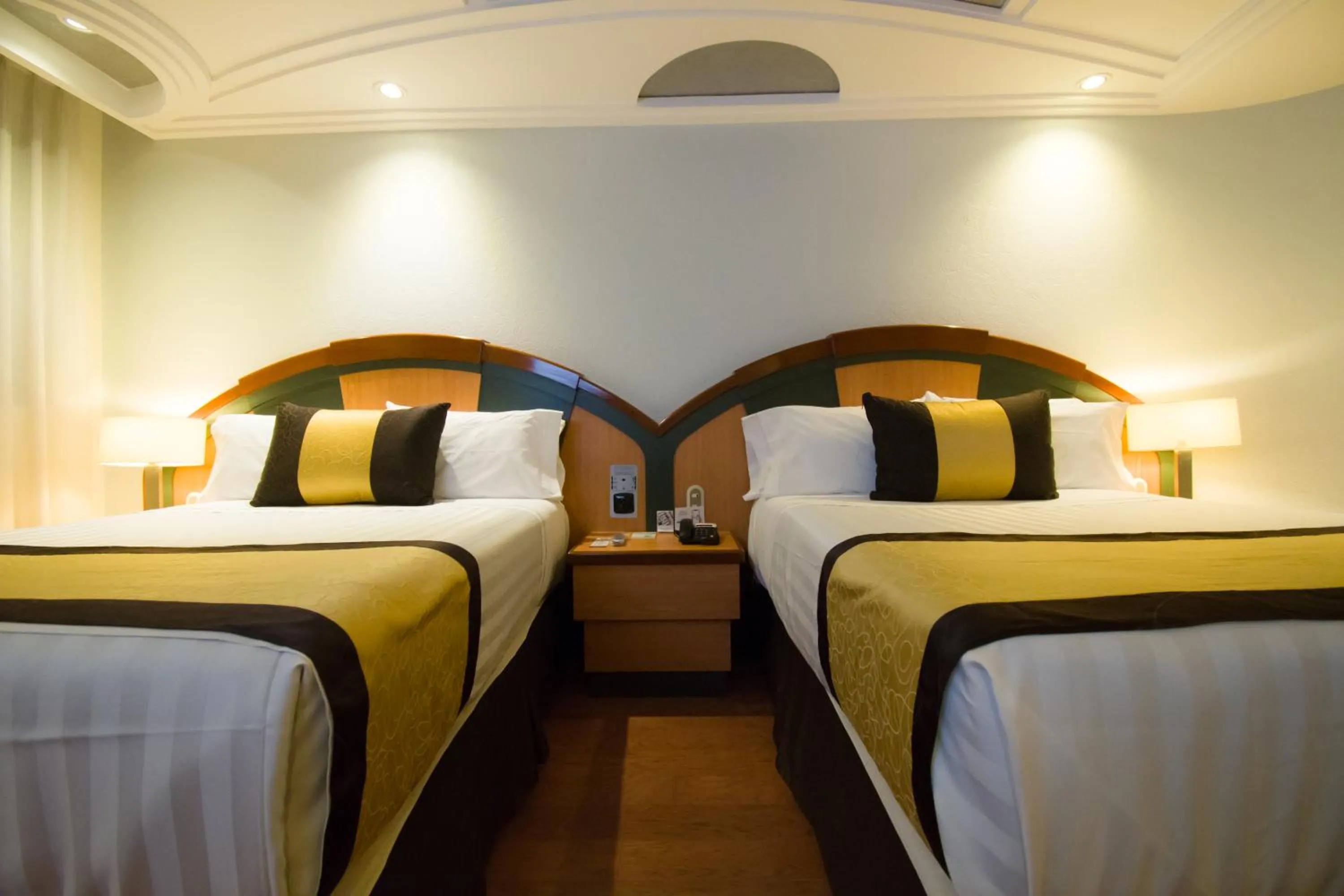 Photo of the whole room, Bed in KALI Escandón Mexico City